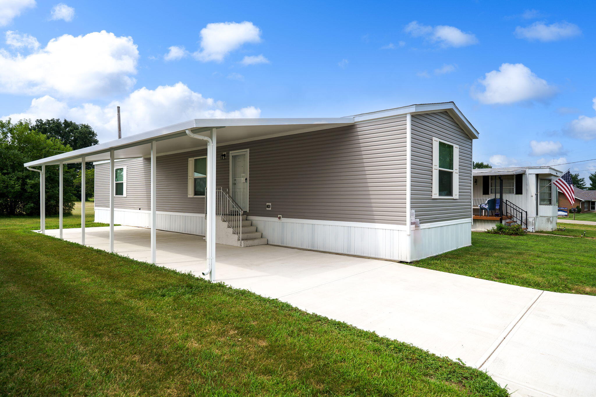 1091 Dayton-lakeview 14 Property Photo 1
