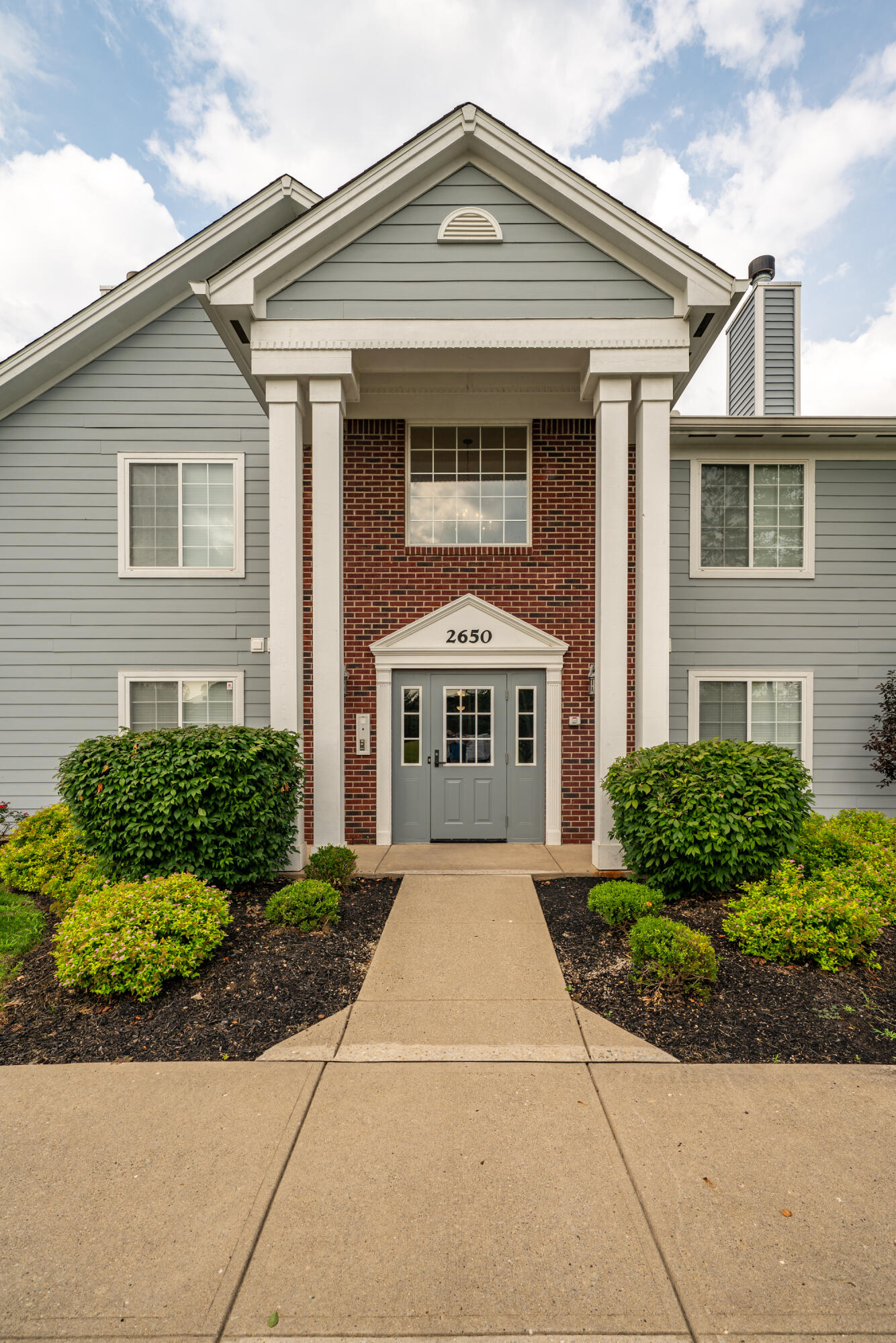 2650 Netherland 104 Property Photo 1