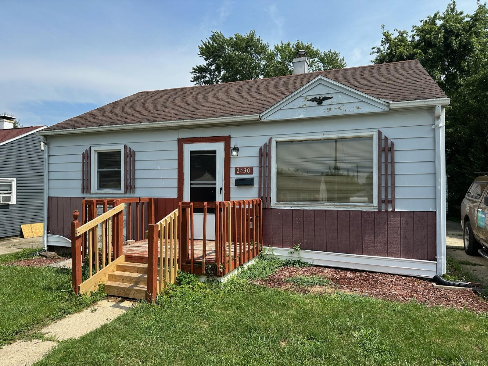 2430 Mayfair