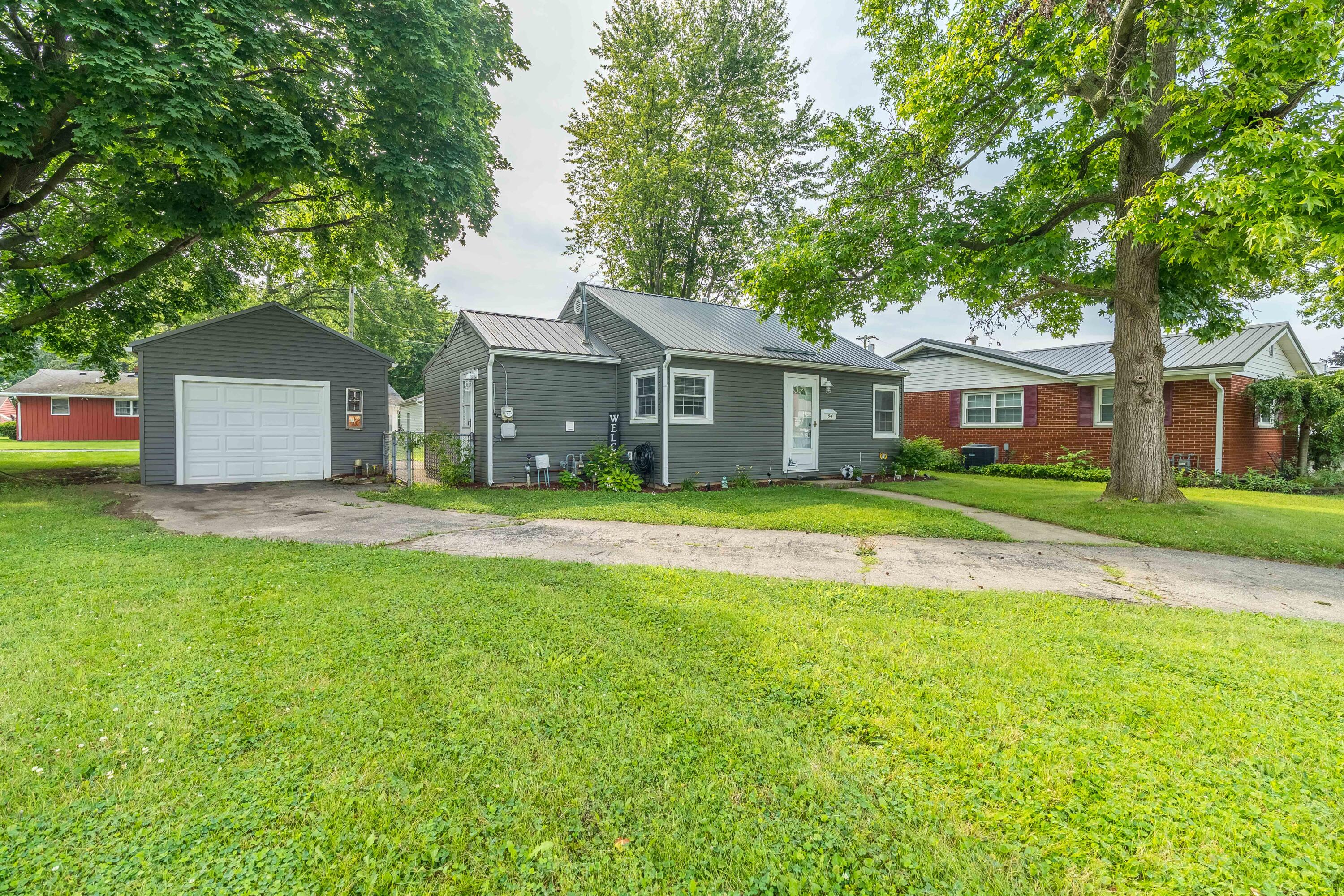24 Ludlow Property Photo 1