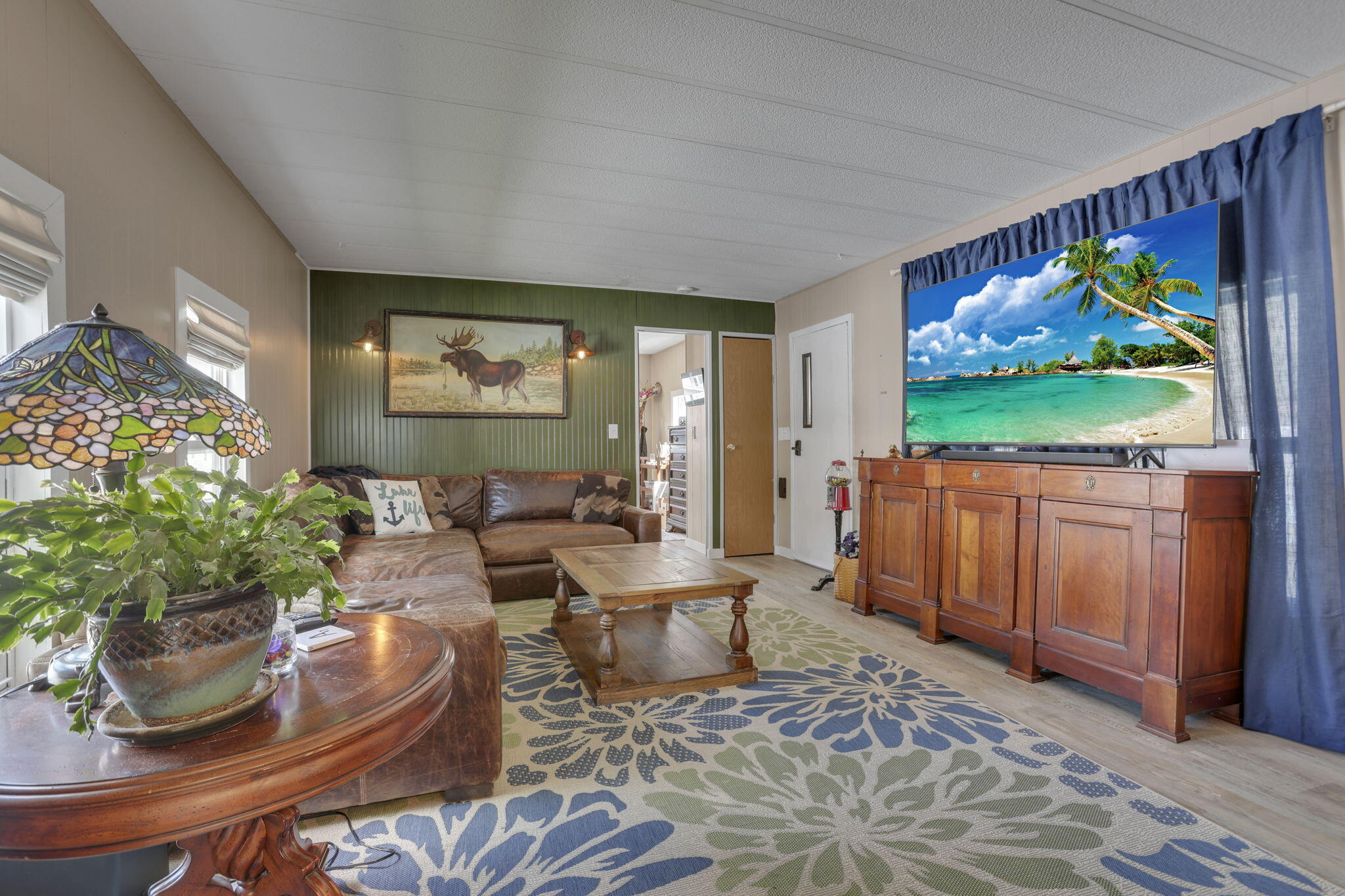 11161 Macalpine Property Photo 5