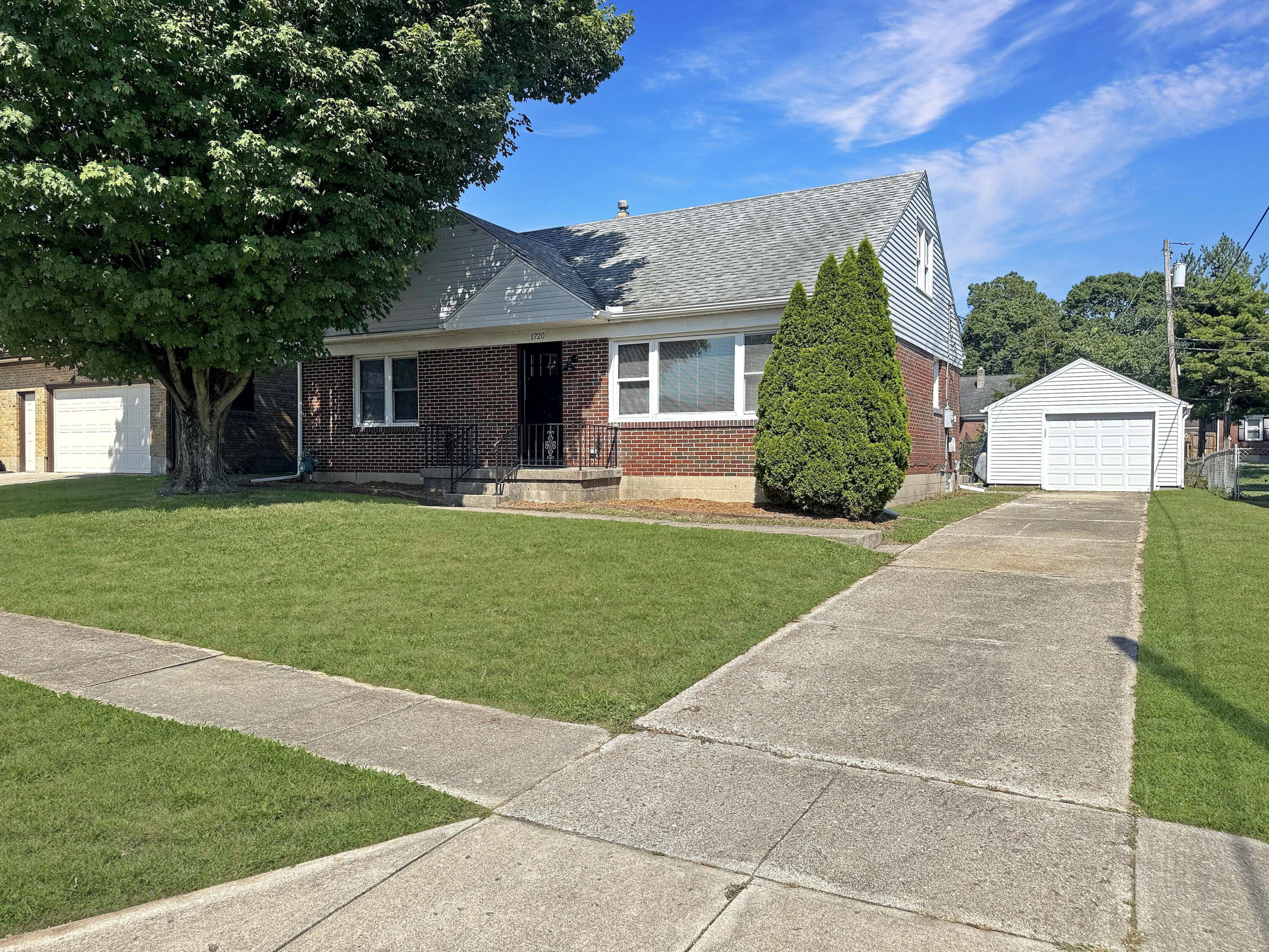 1720 Shelby Property Photo 1