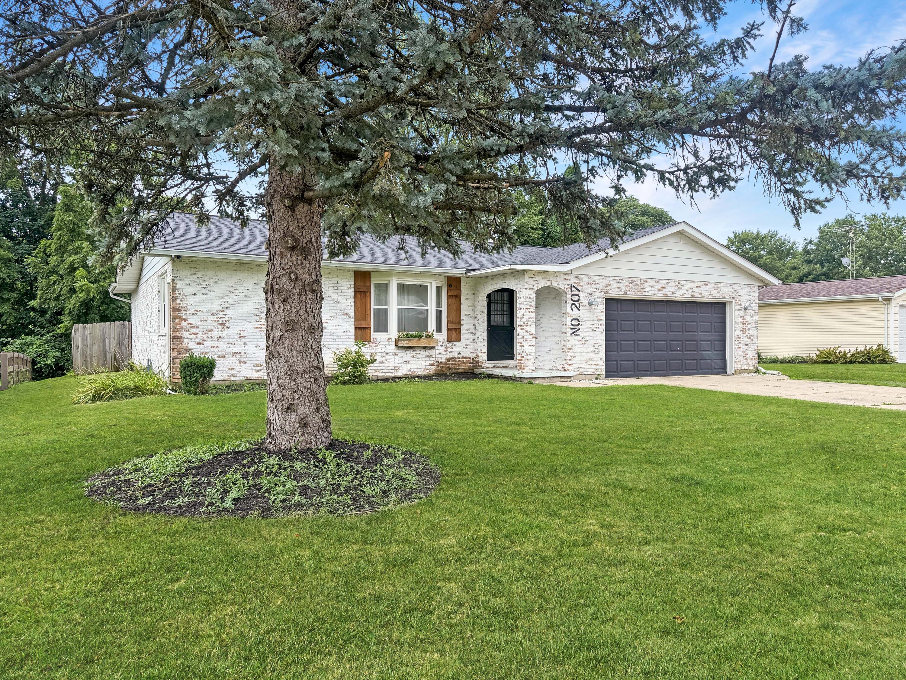 207 Maple