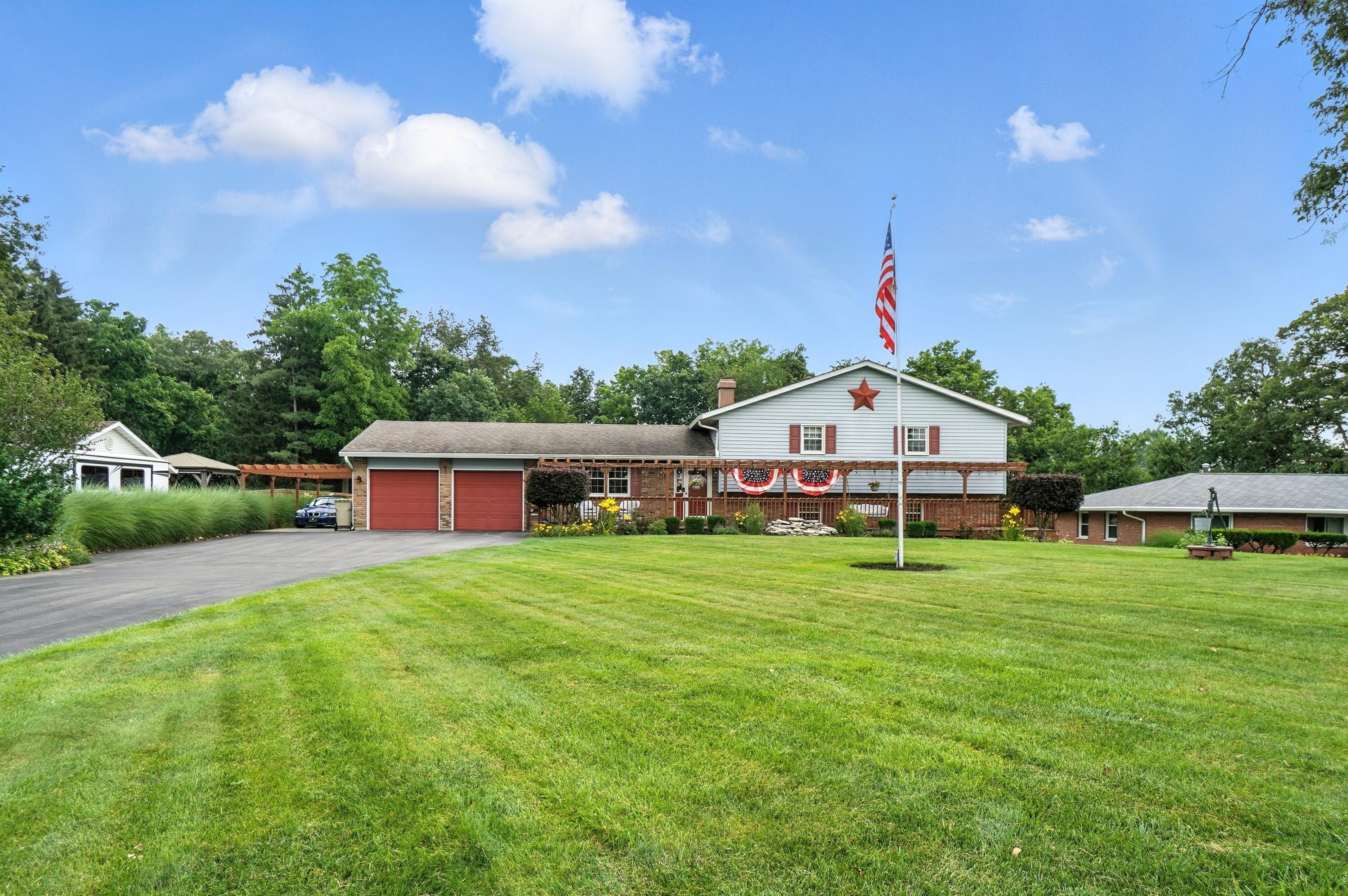 500 Bowman Property Photo 1