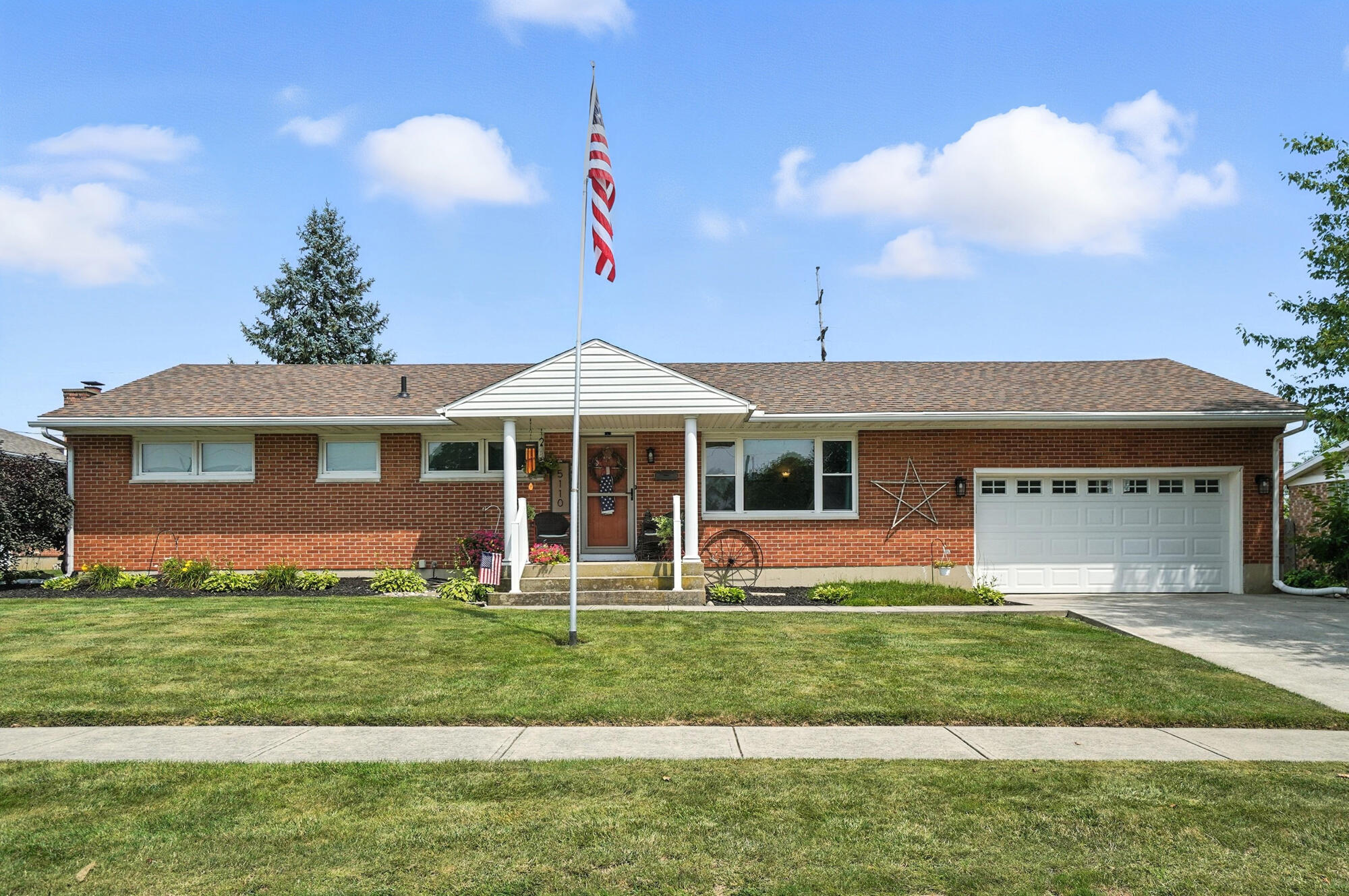 5110 Ridgewood Property Photo 1