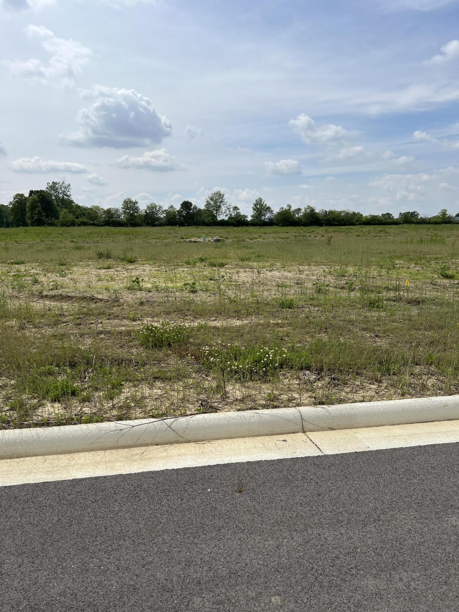 305 Hudson Drive Property Photo 2