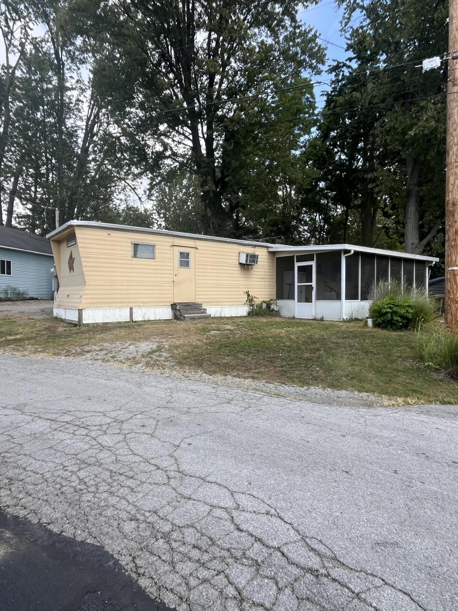 9246 Elm Drive
