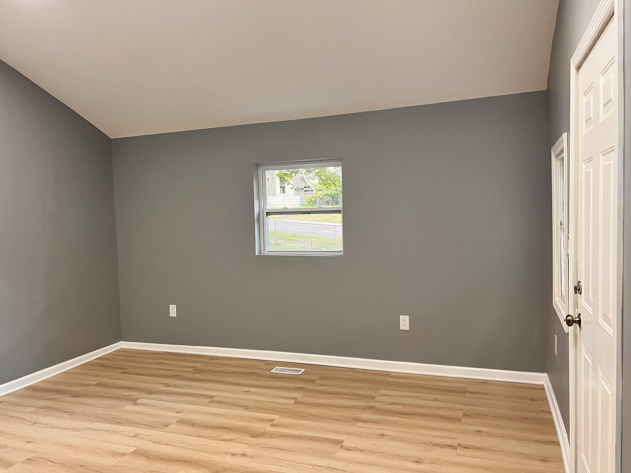 1015 Hillcrest Avenue Property Photo 29