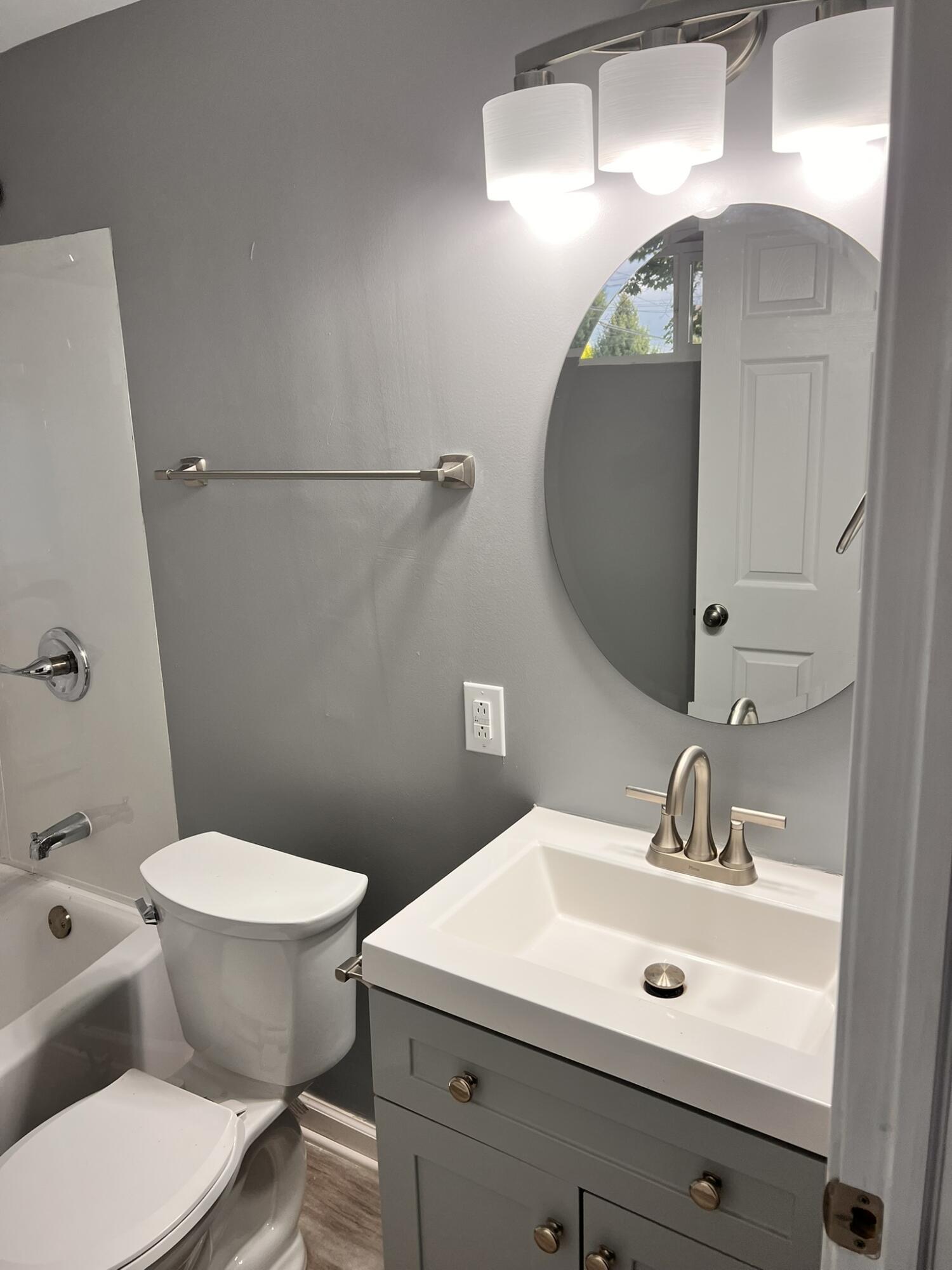 1015 Hillcrest Avenue Property Photo 47