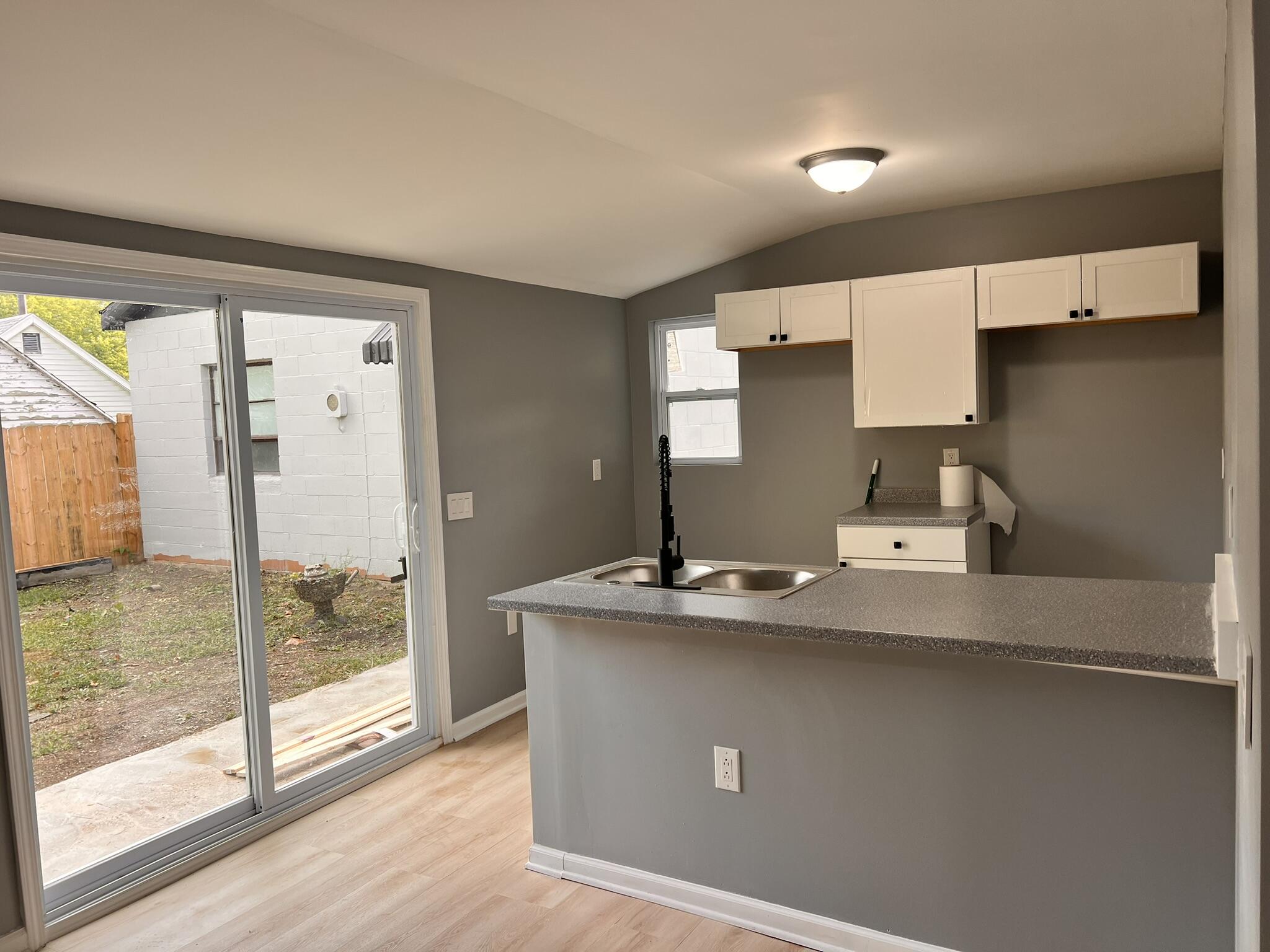 1015 Hillcrest Avenue Property Photo 48
