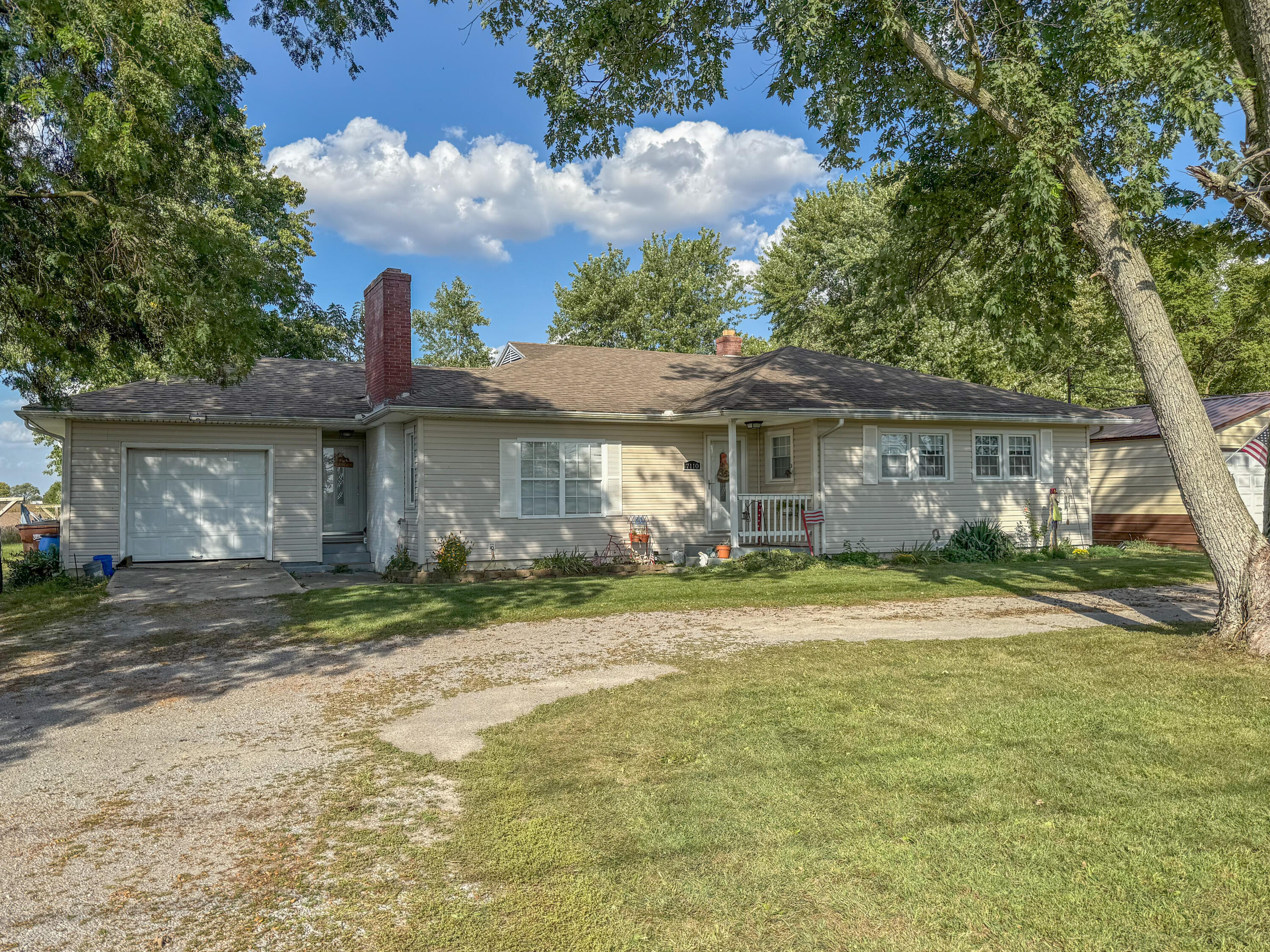 7110 Elida Road Property Photo 2