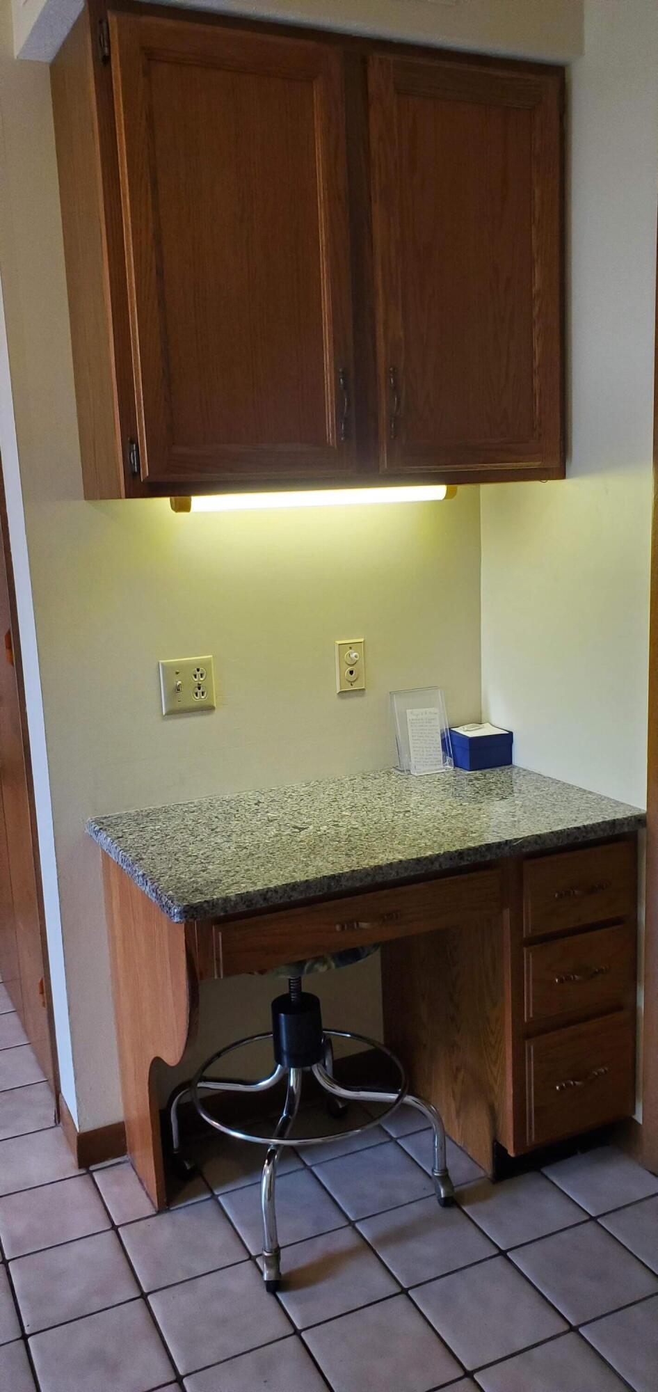 15810 Sunset Property Photo 11