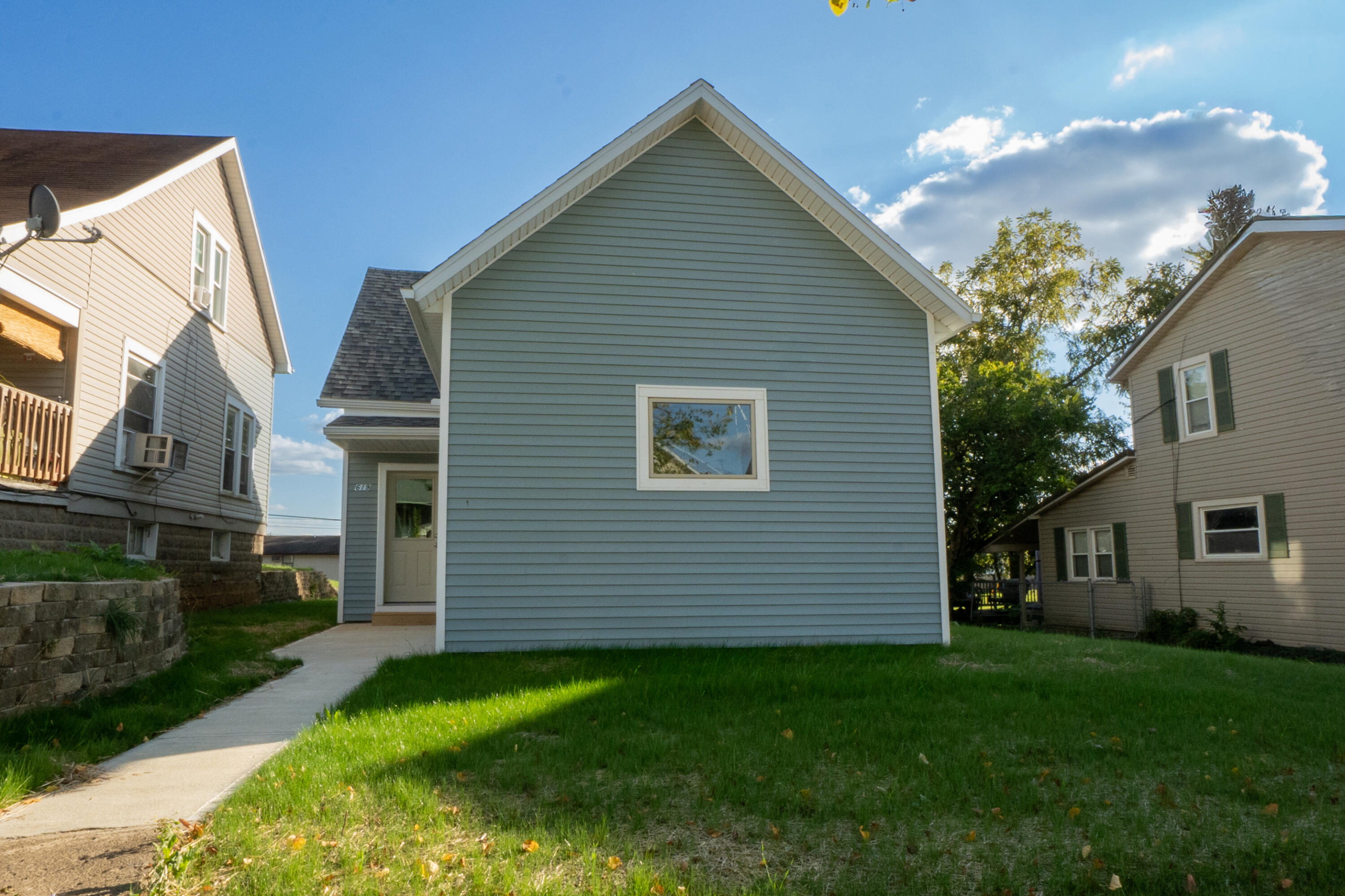 619 Michigan Property Photo 1