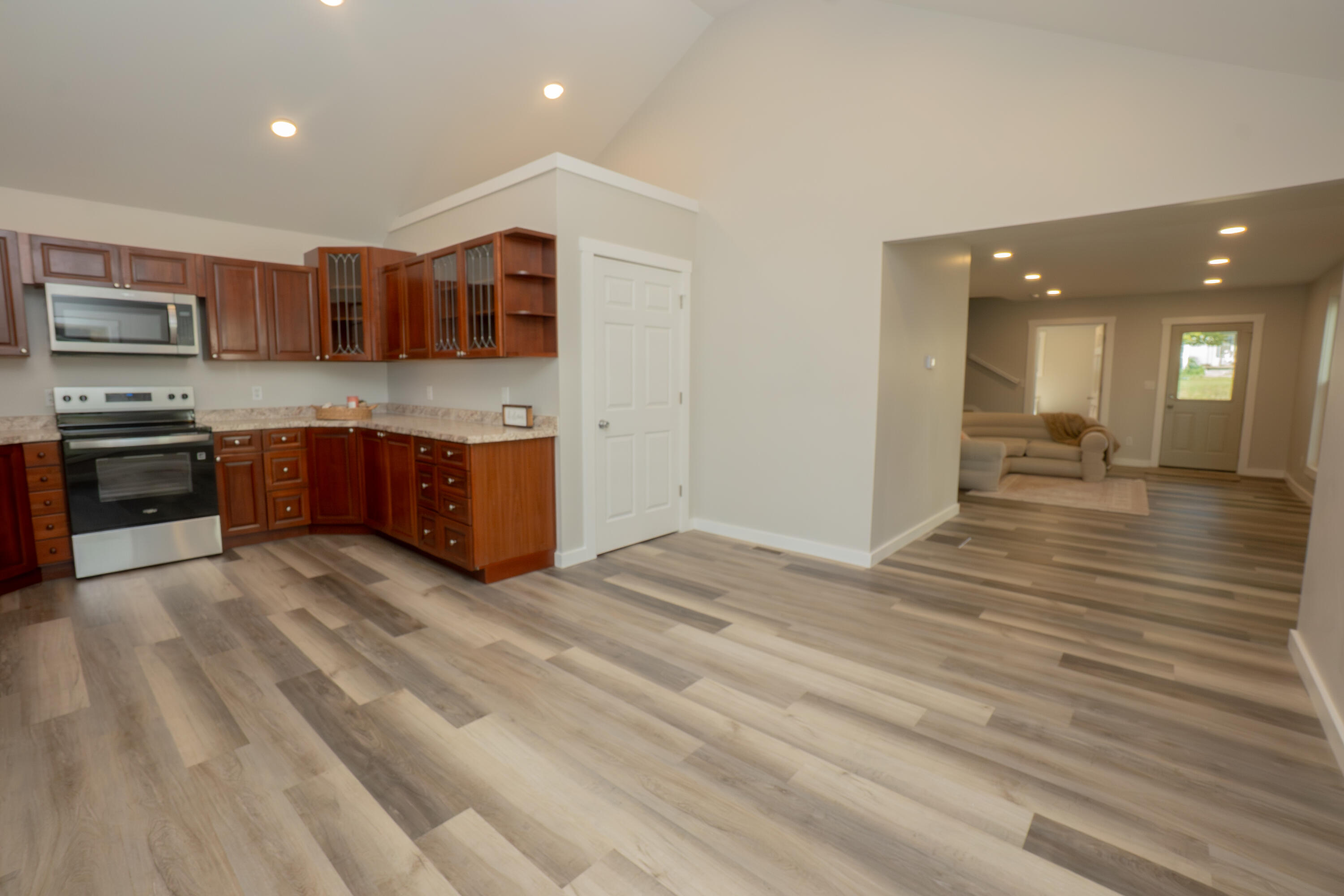 619 Michigan Property Photo 9