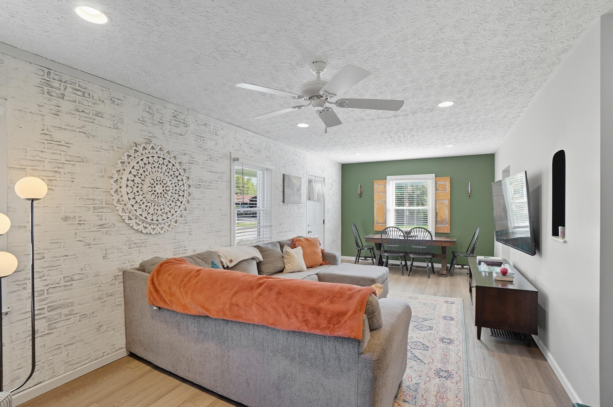 1126 Piedmont Property Photo 5