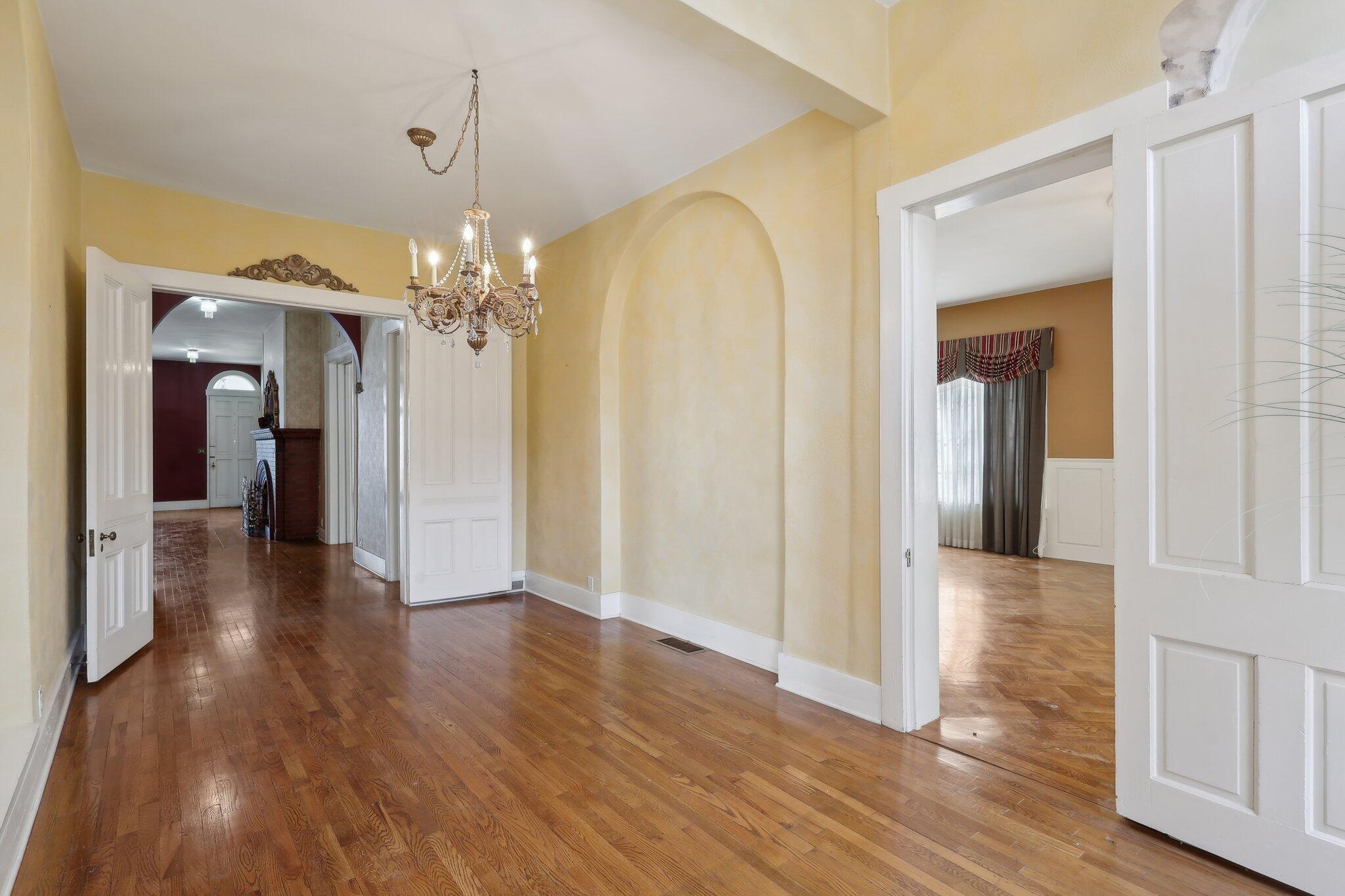118 S Walnut Street Property Photo 21