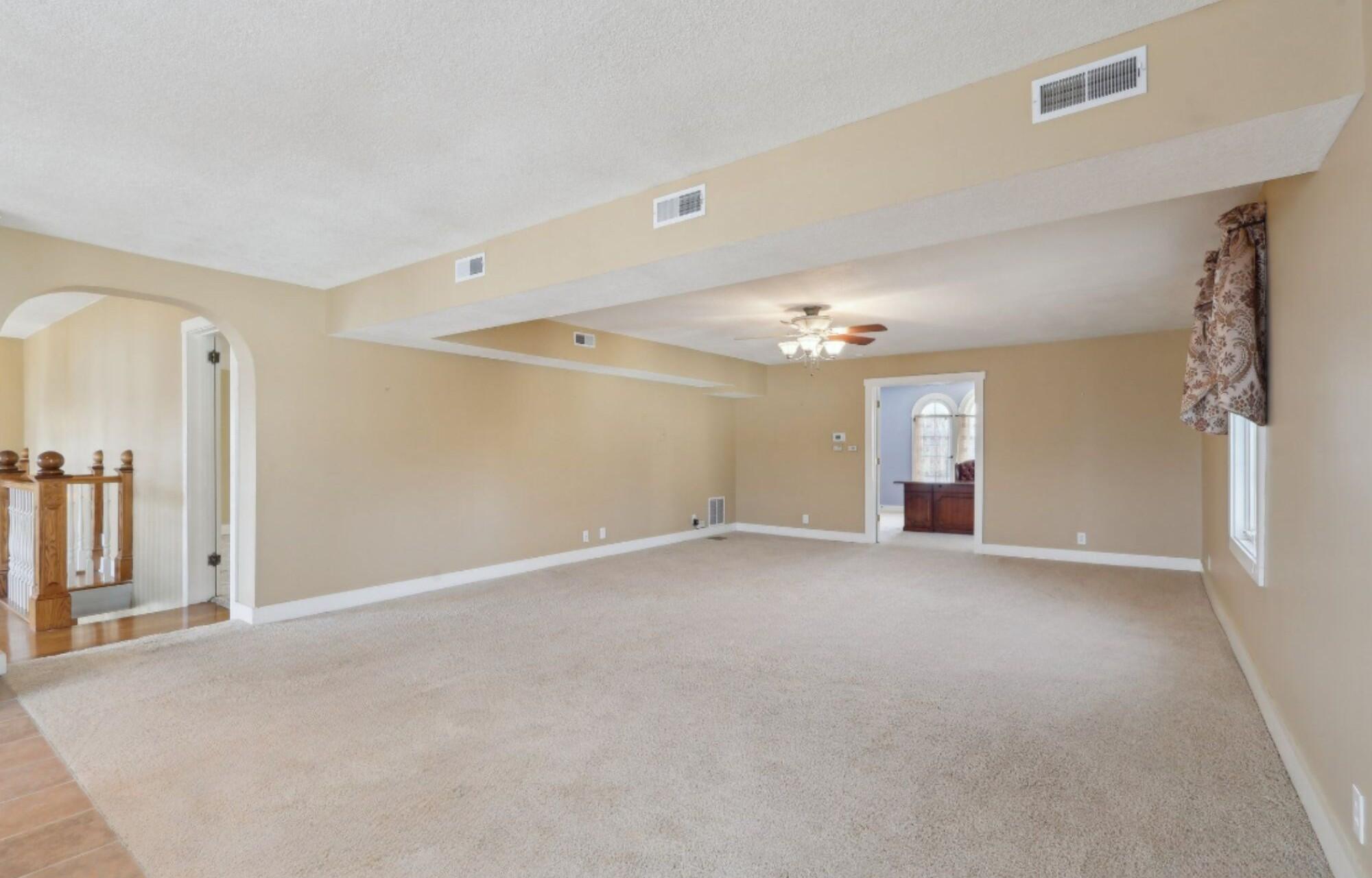 118 S Walnut Street Property Photo 48