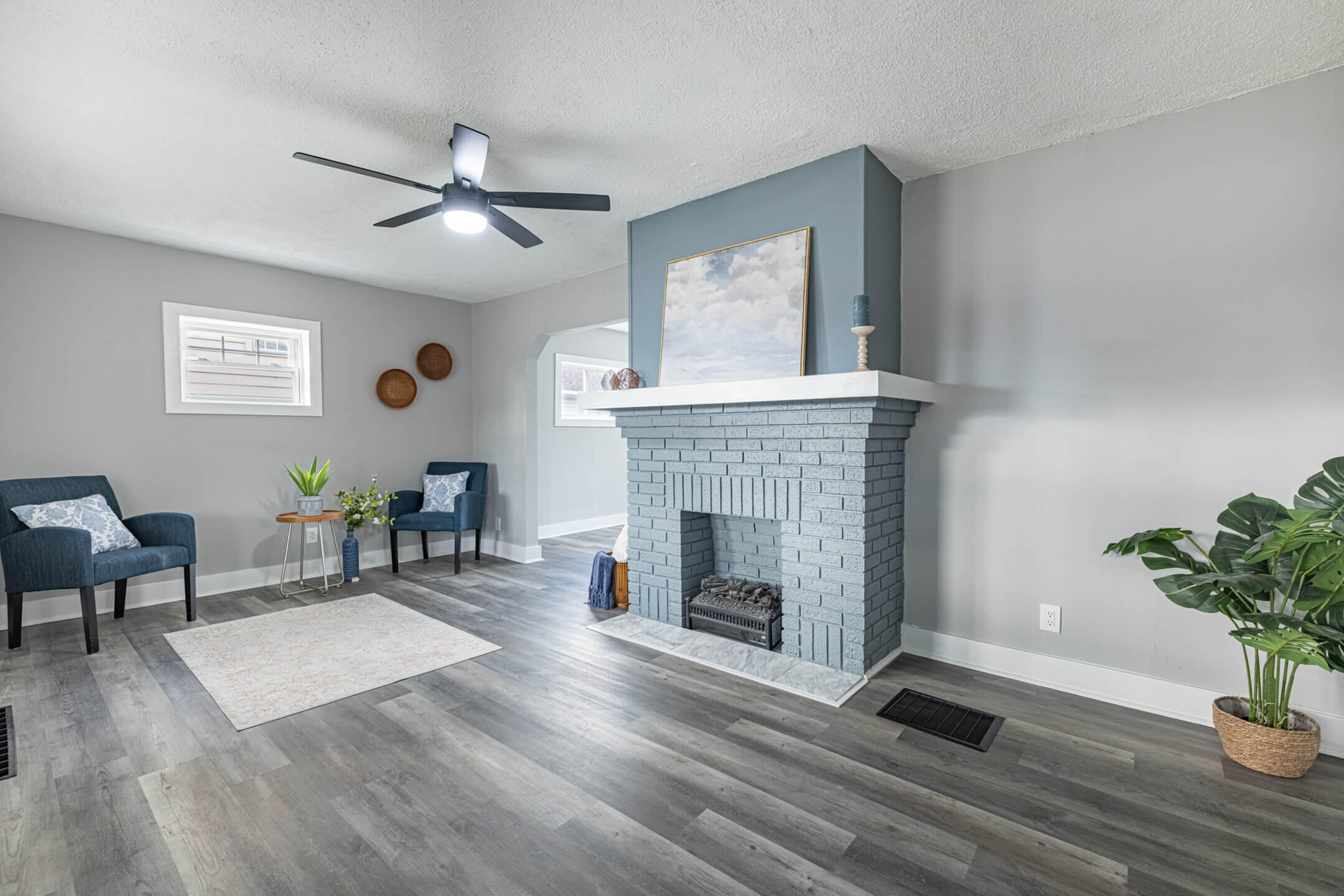 1051 Patterson Property Photo 2