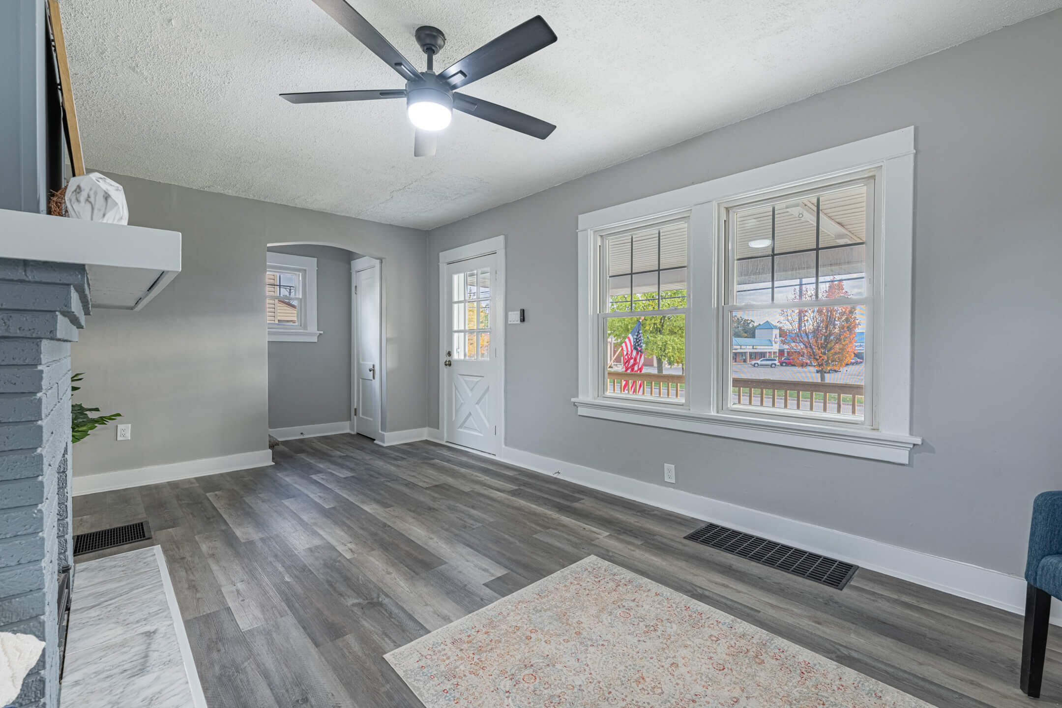 1051 Patterson Property Photo 4