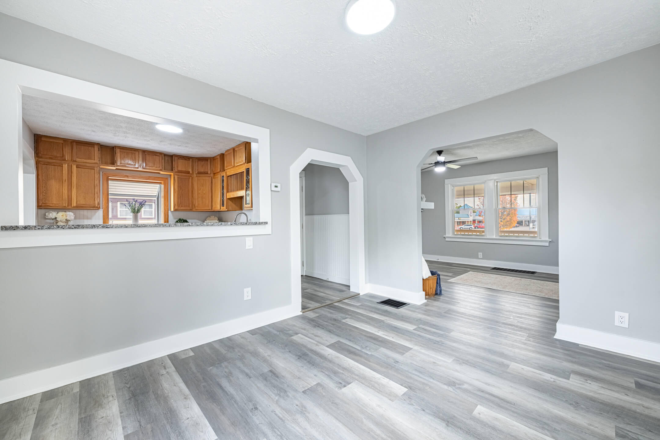 1051 Patterson Property Photo 6