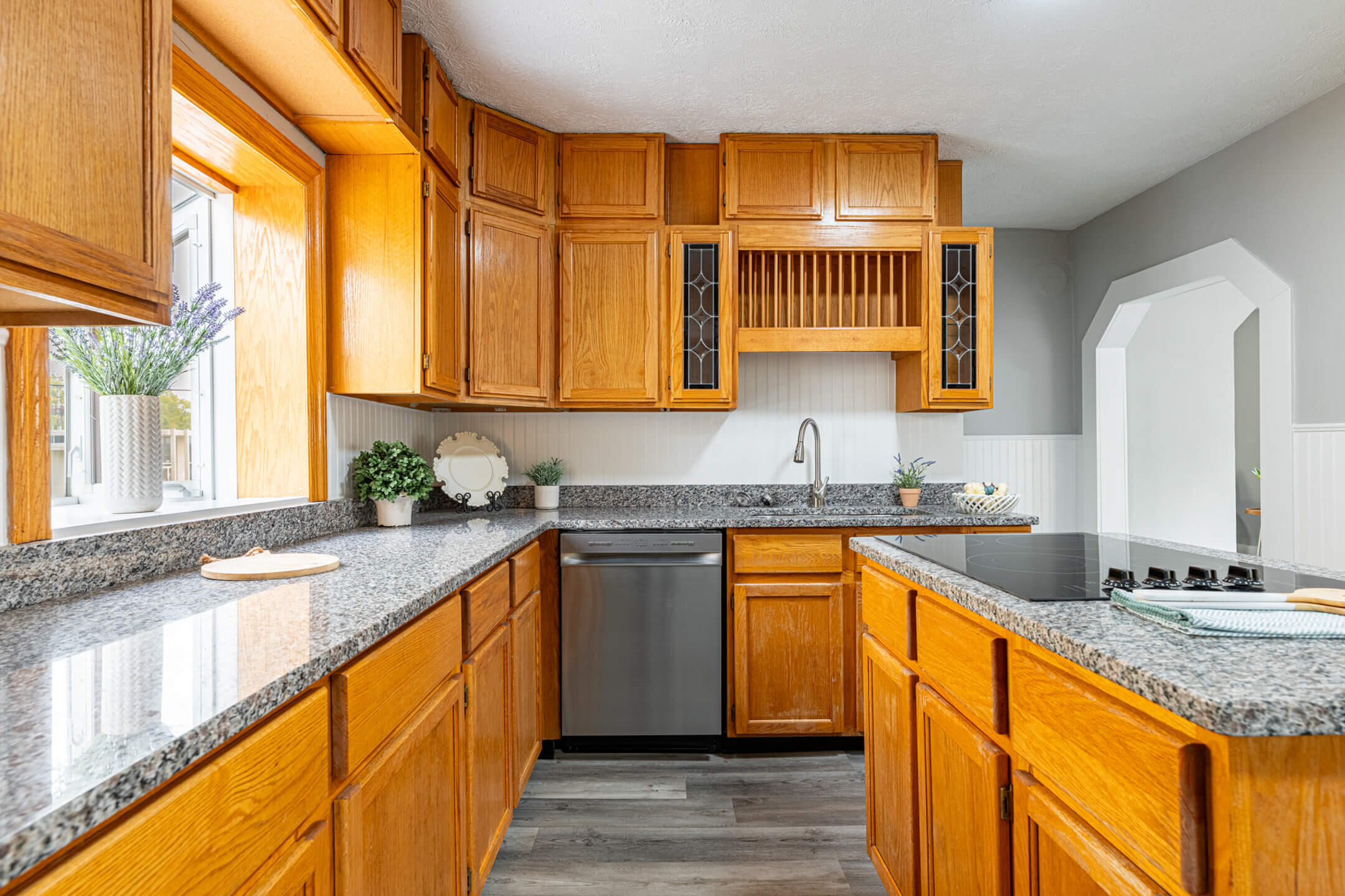 1051 Patterson Property Photo 11