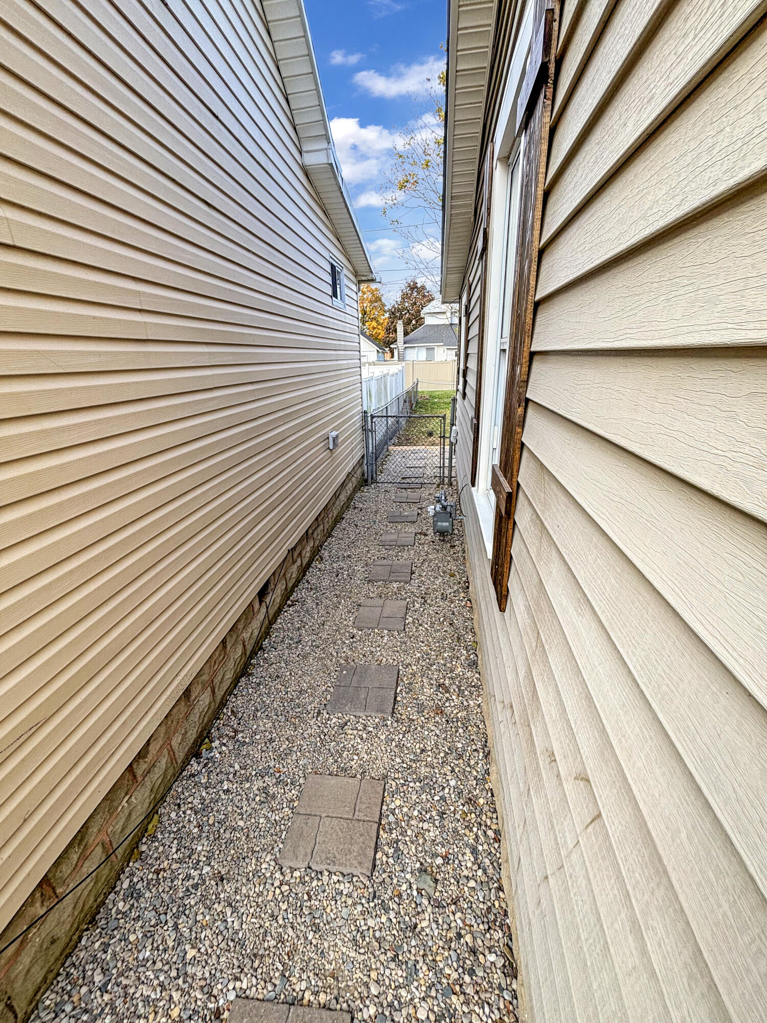 119 Sycamore Property Photo 23