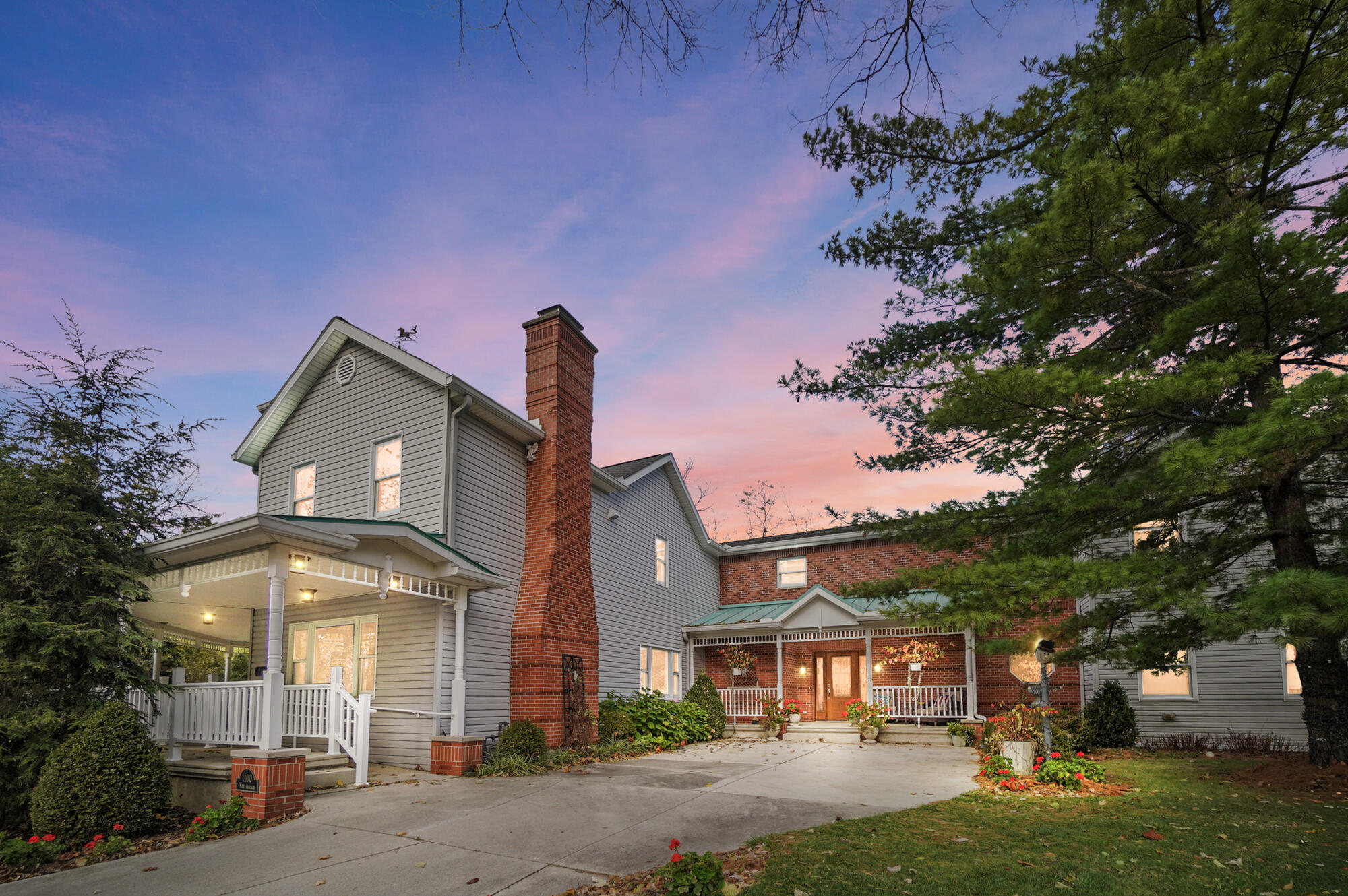 1100 Auglaize Property Photo 1