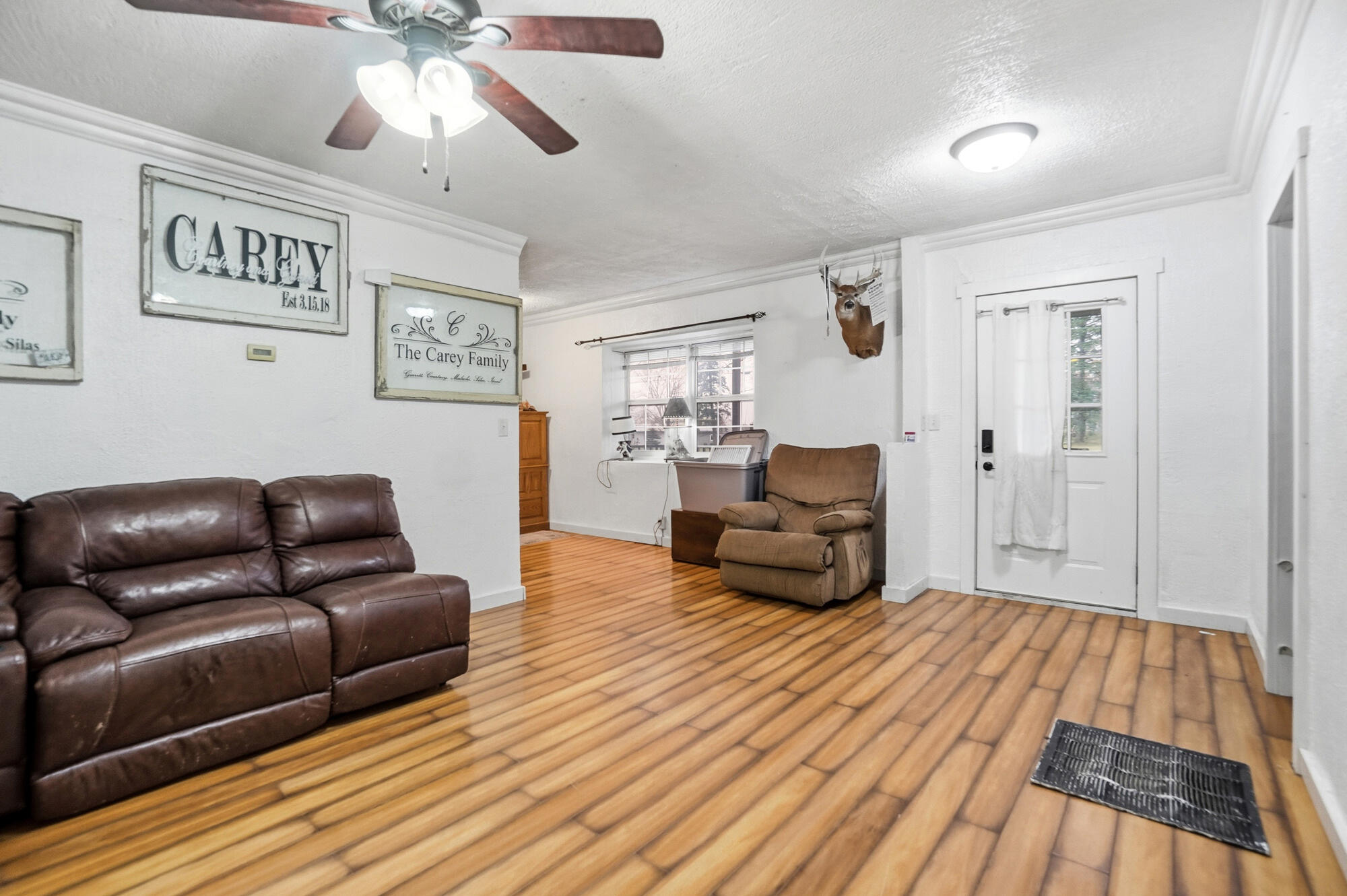 2327 N Phillips Road Property Photo 6