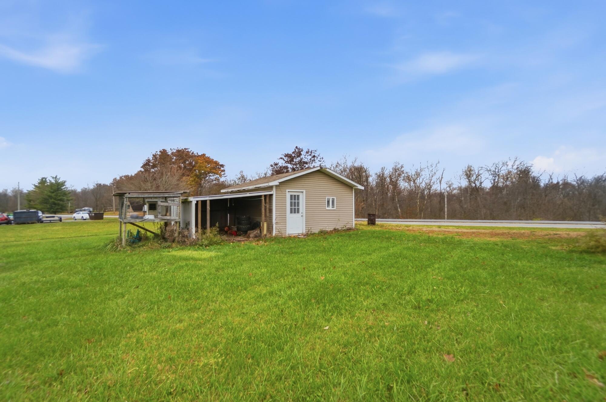 2327 N Phillips Road Property Photo 43