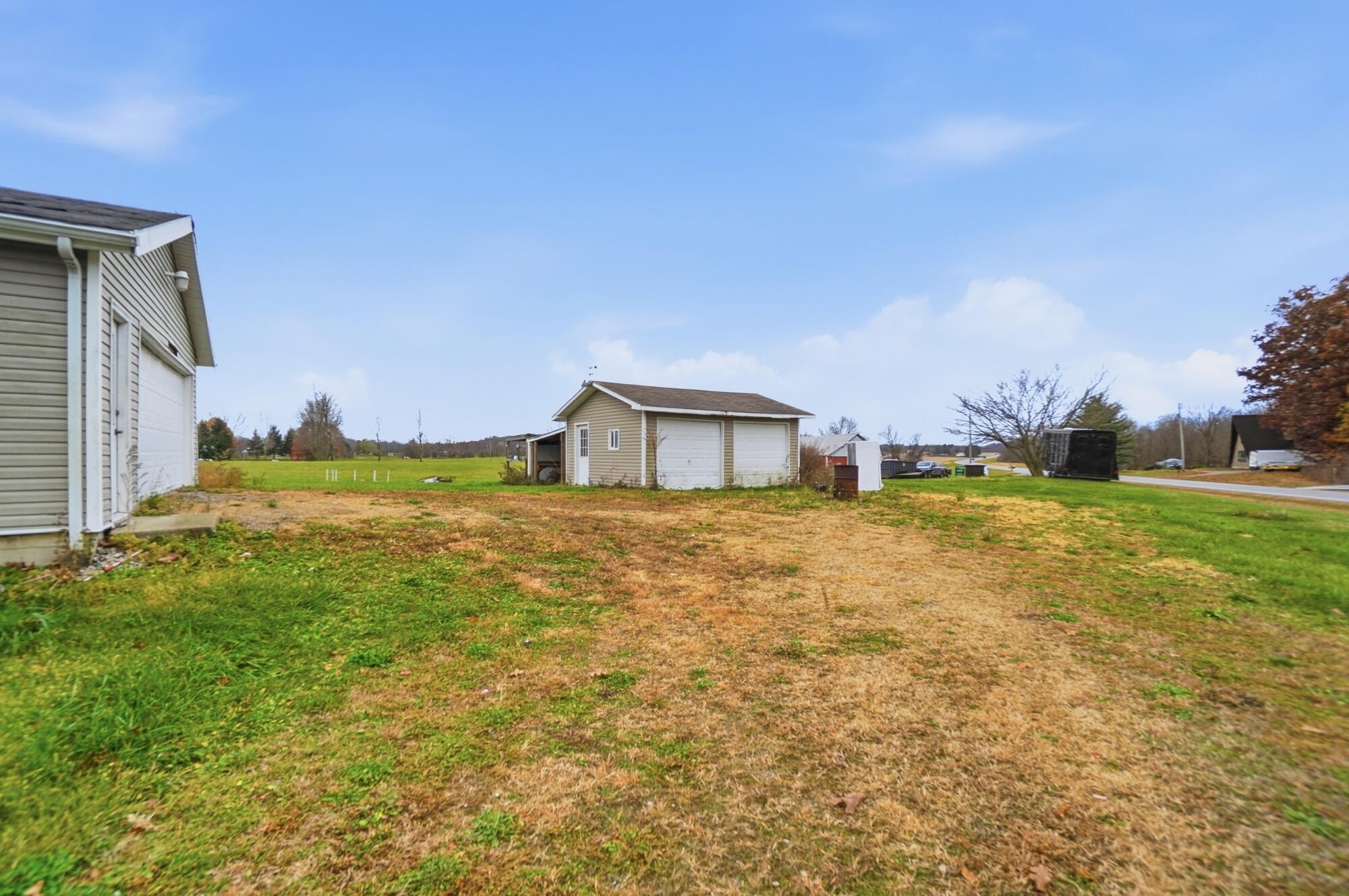 2327 N Phillips Road Property Photo 44