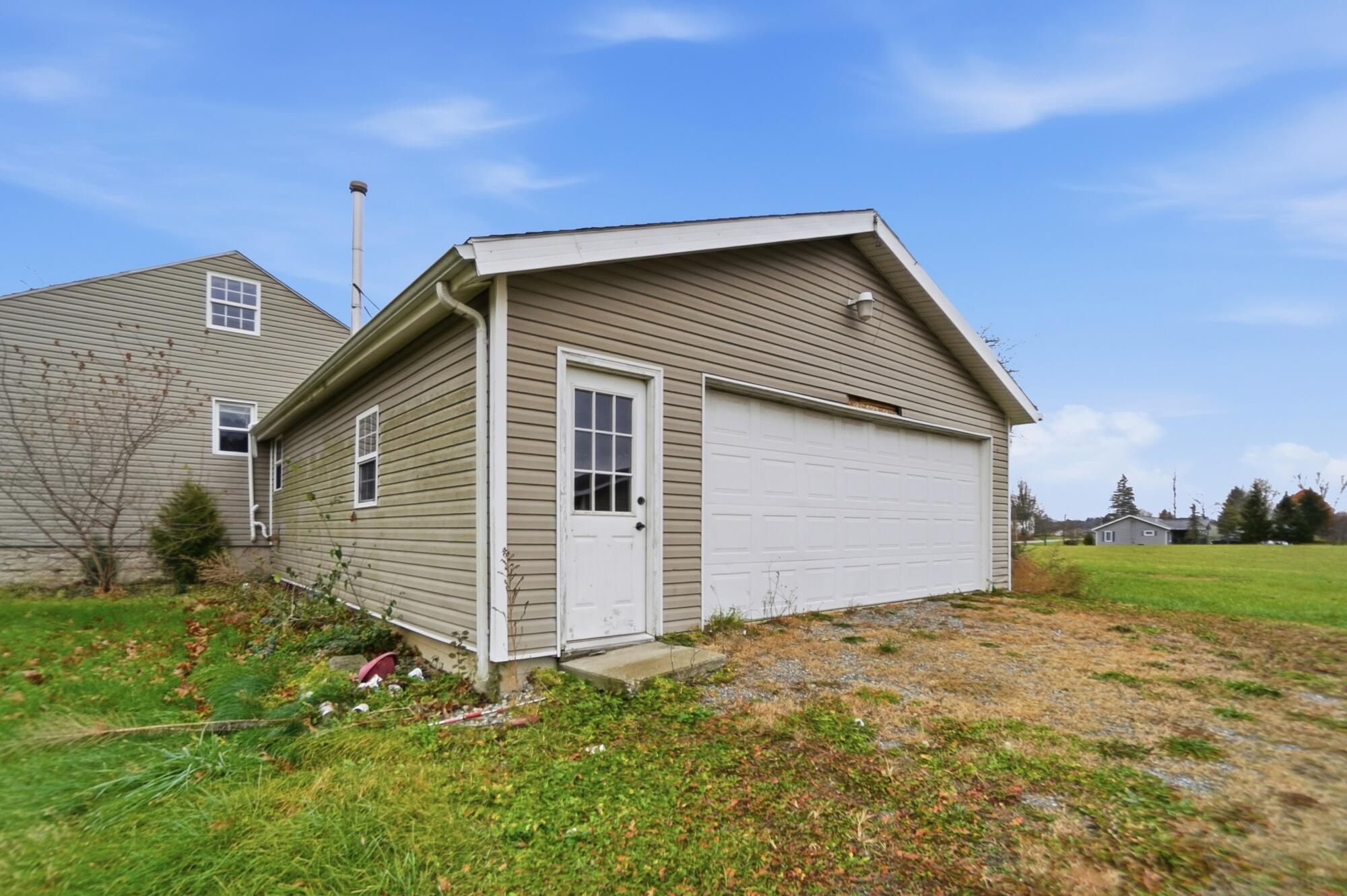 2327 N Phillips Road Property Photo 45