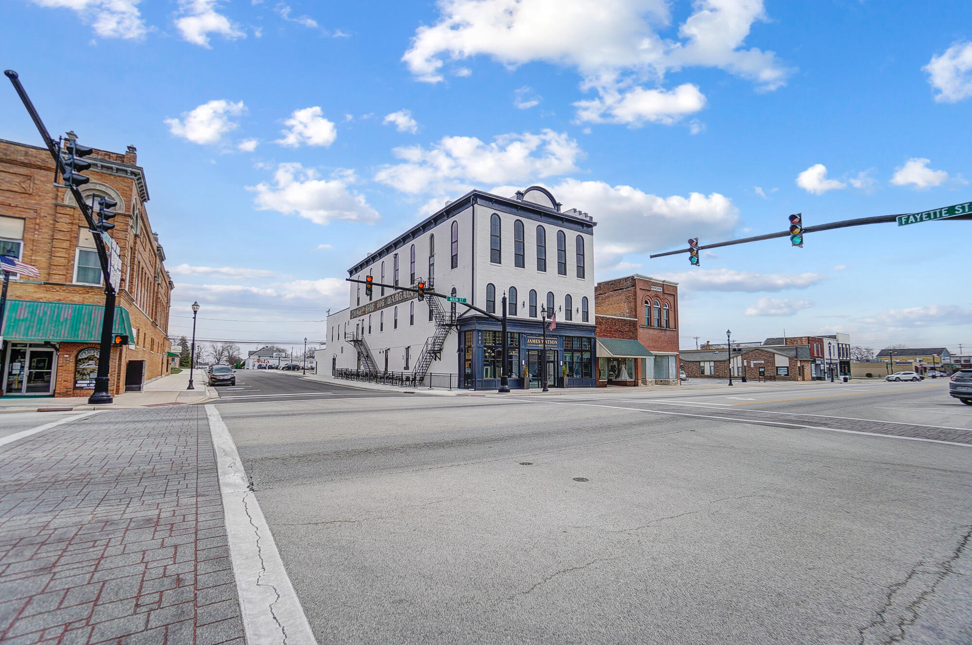 202 S Main Street Property Photo 1