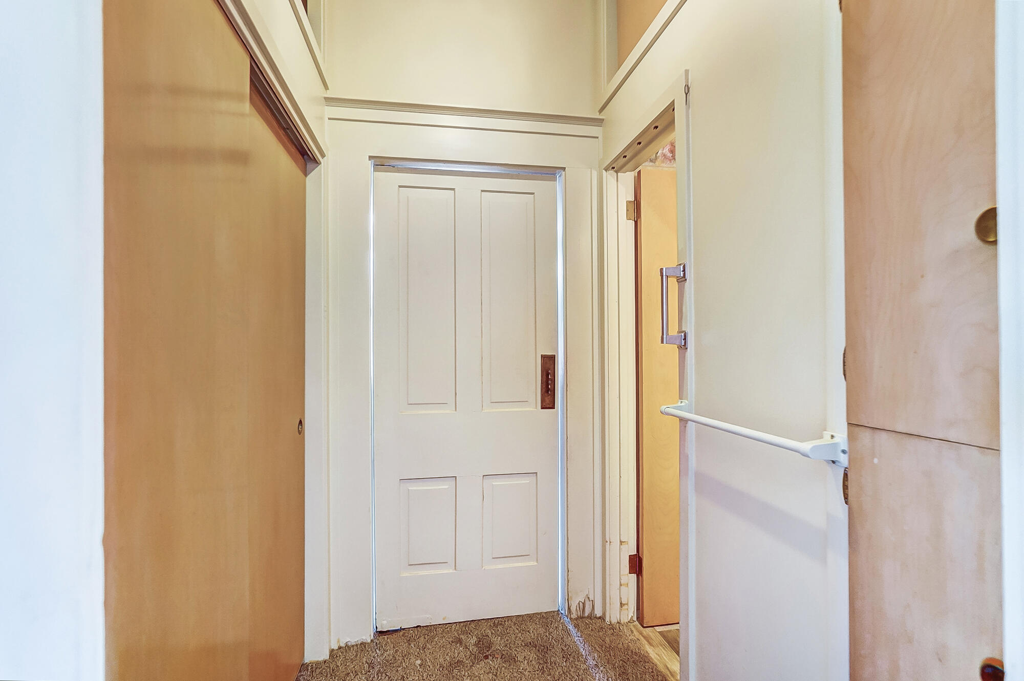 405 E Spring Street Property Photo 22