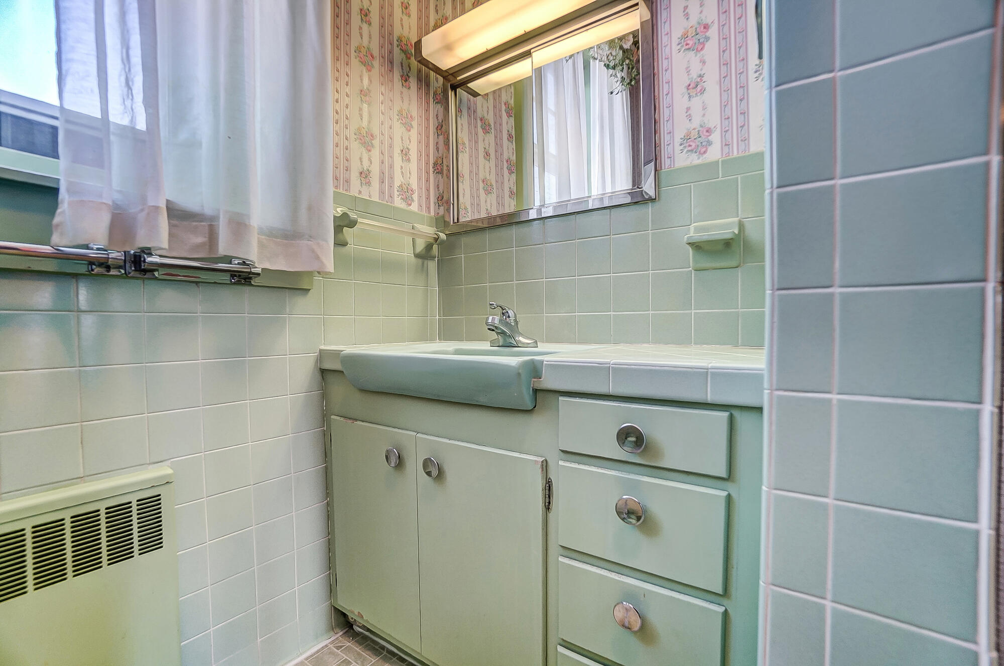 405 E Spring Street Property Photo 37