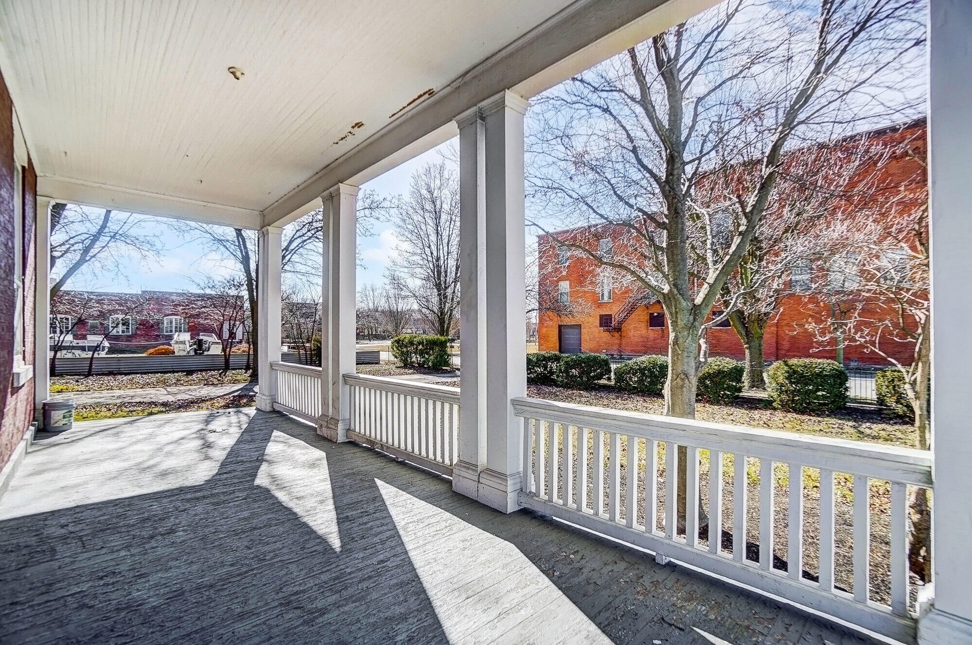 405 E Spring Street Property Photo 51