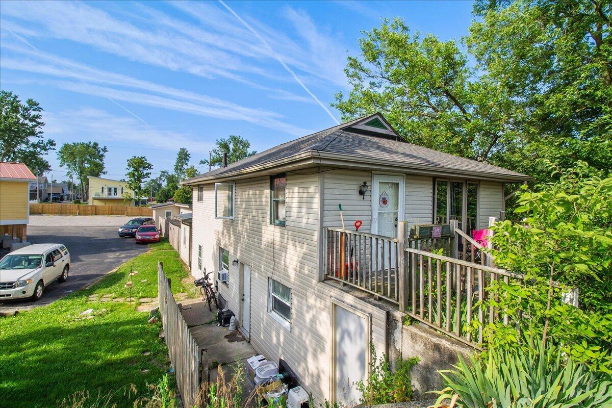 106 Lind Street Property Photo 1