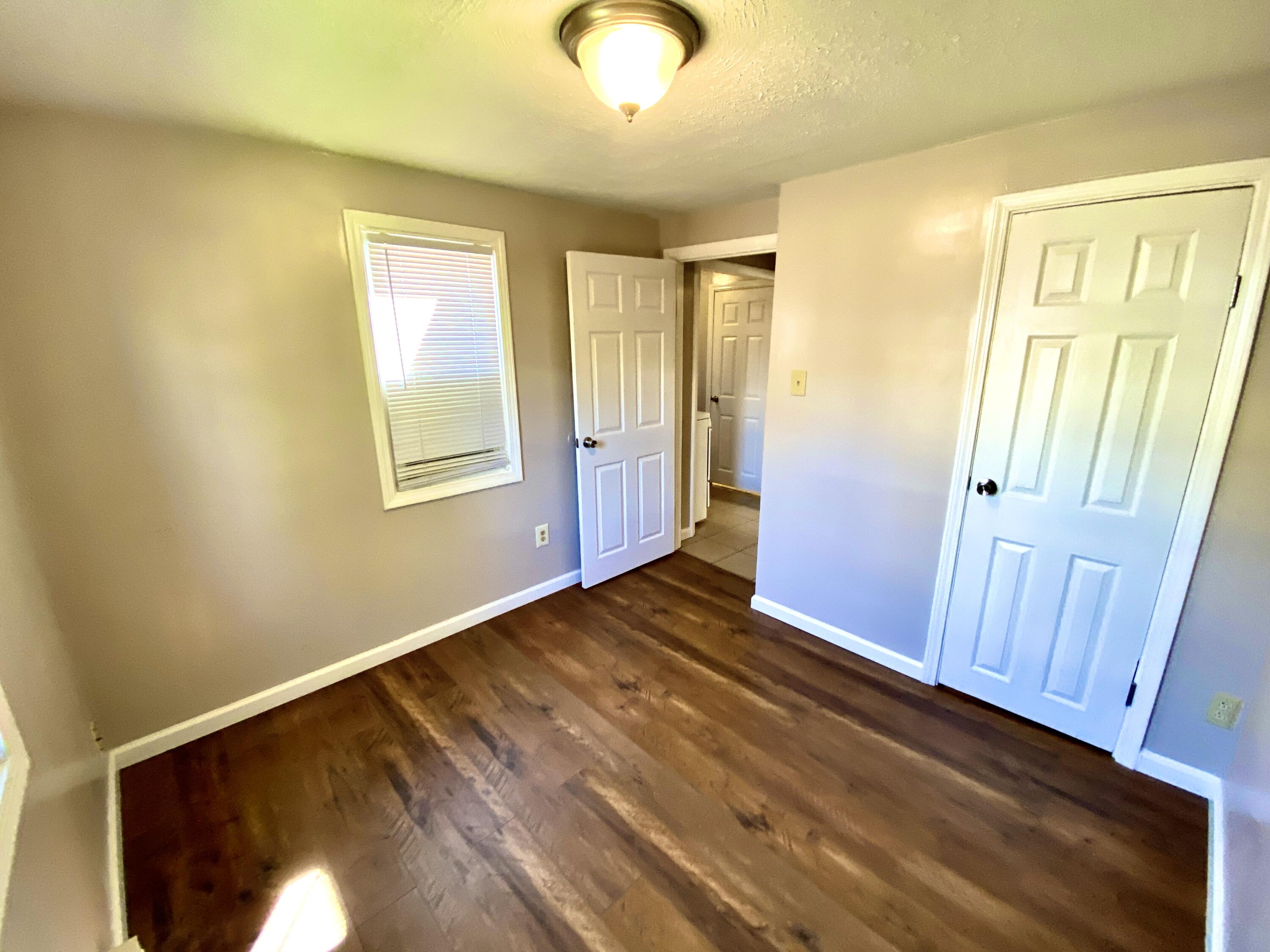 106 Lind Street Property Photo 35