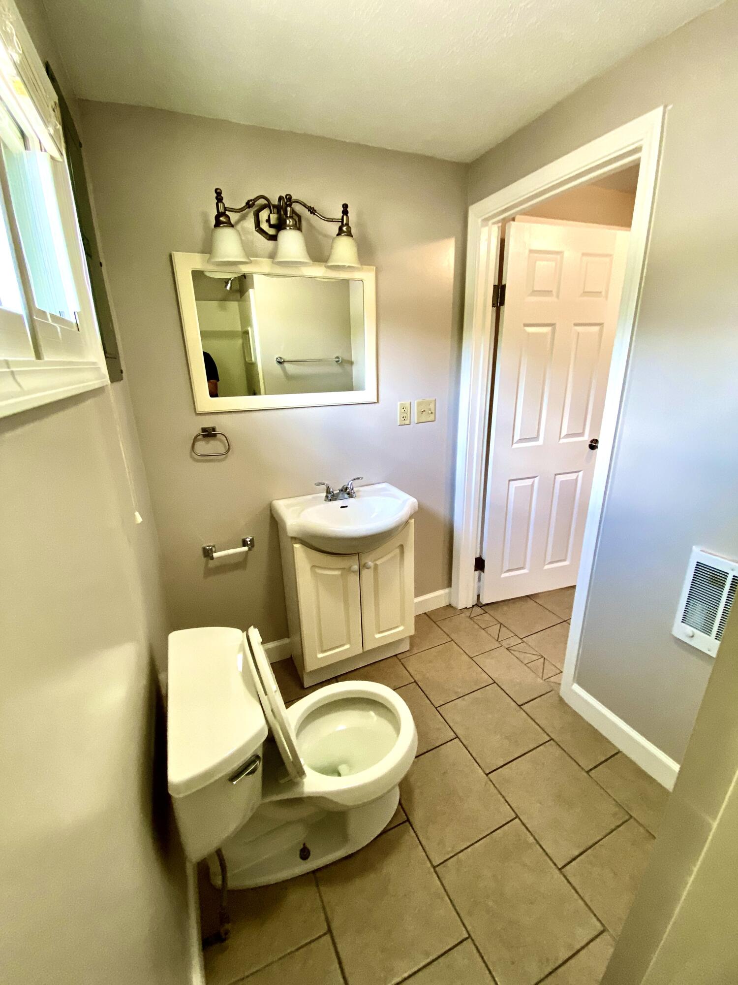 106 Lind Street Property Photo 41