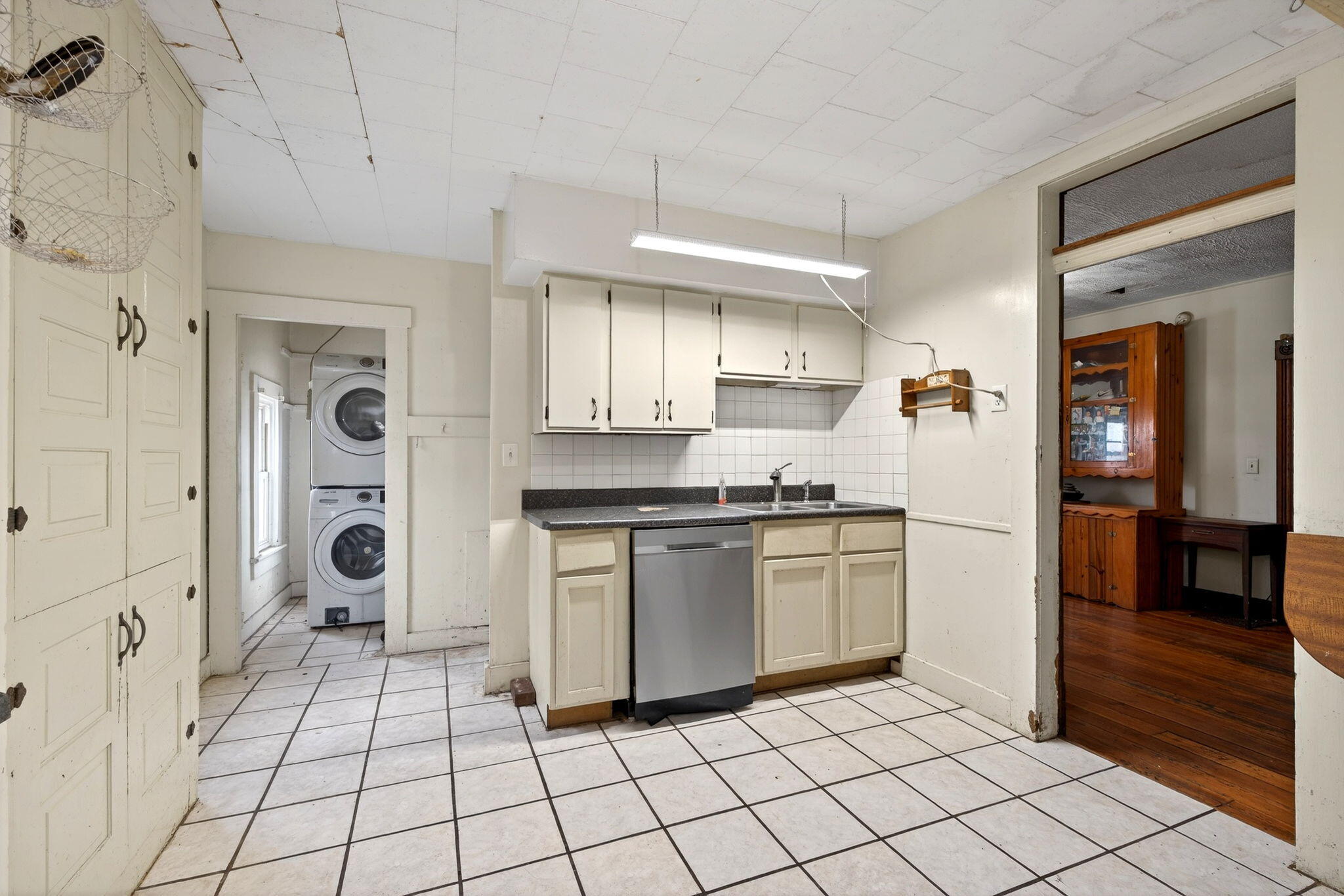 1682 Edwards Avenue Property Photo 16