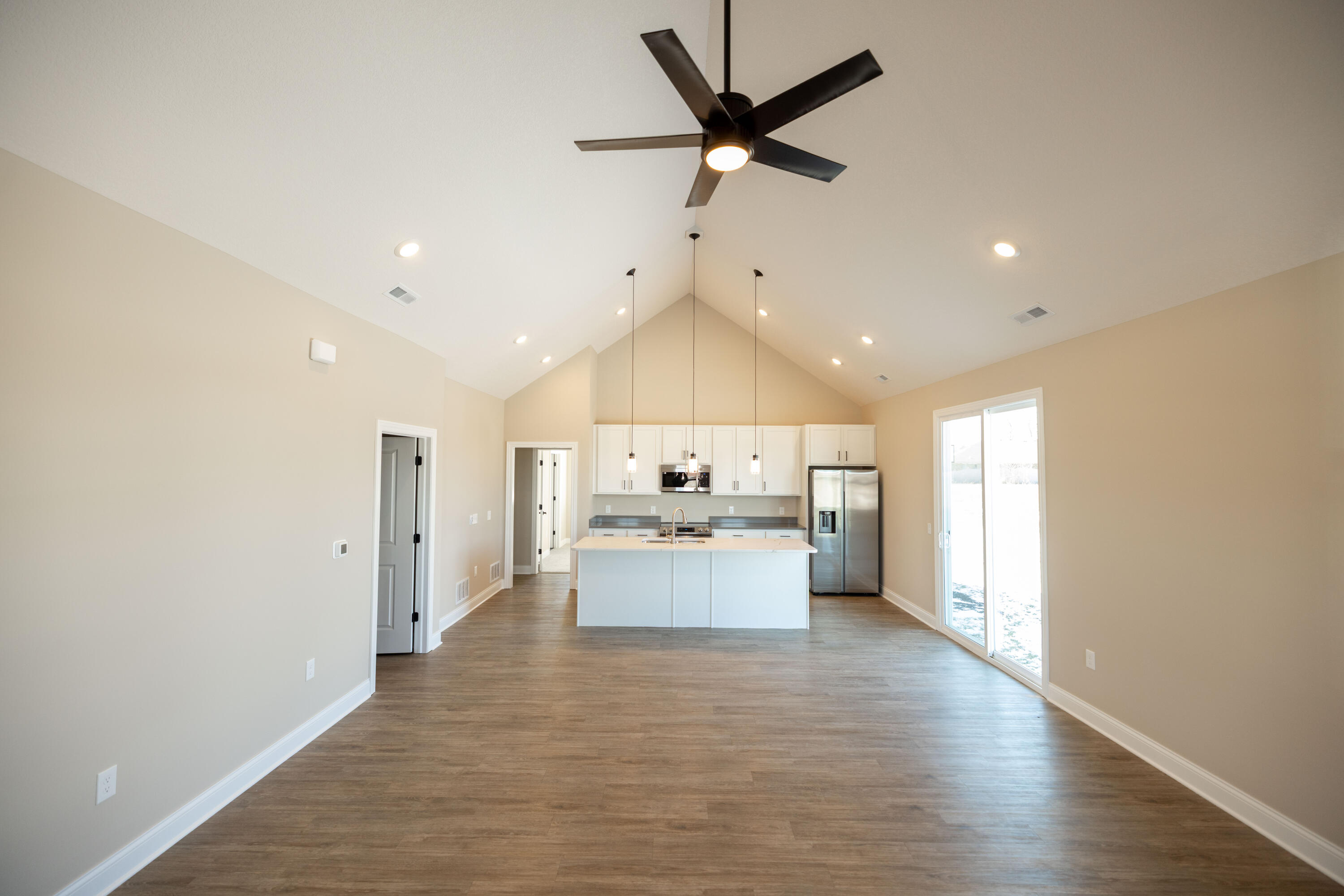 1505 Kingsgate Road Property Photo 3