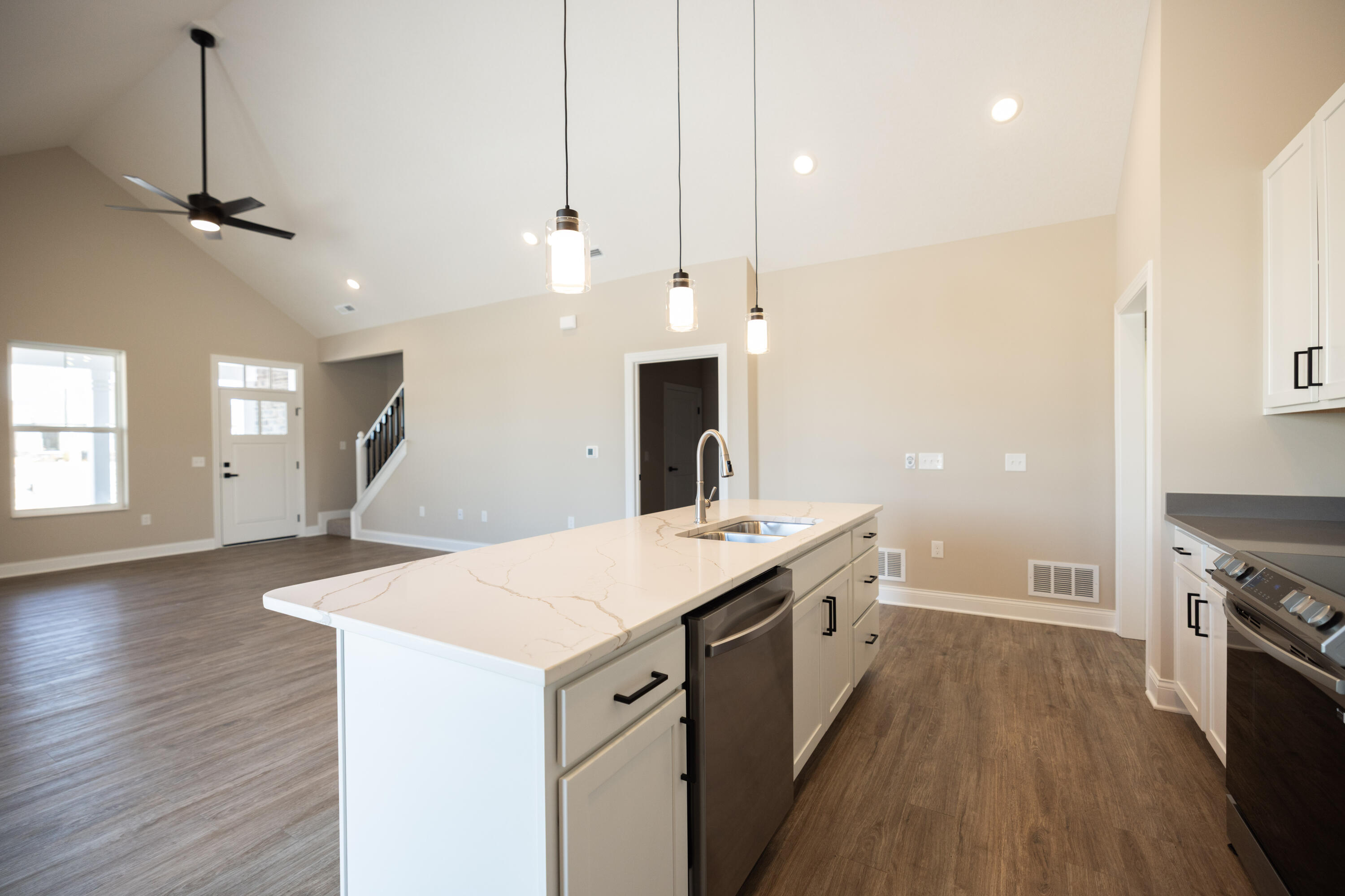 1505 Kingsgate Road Property Photo 11