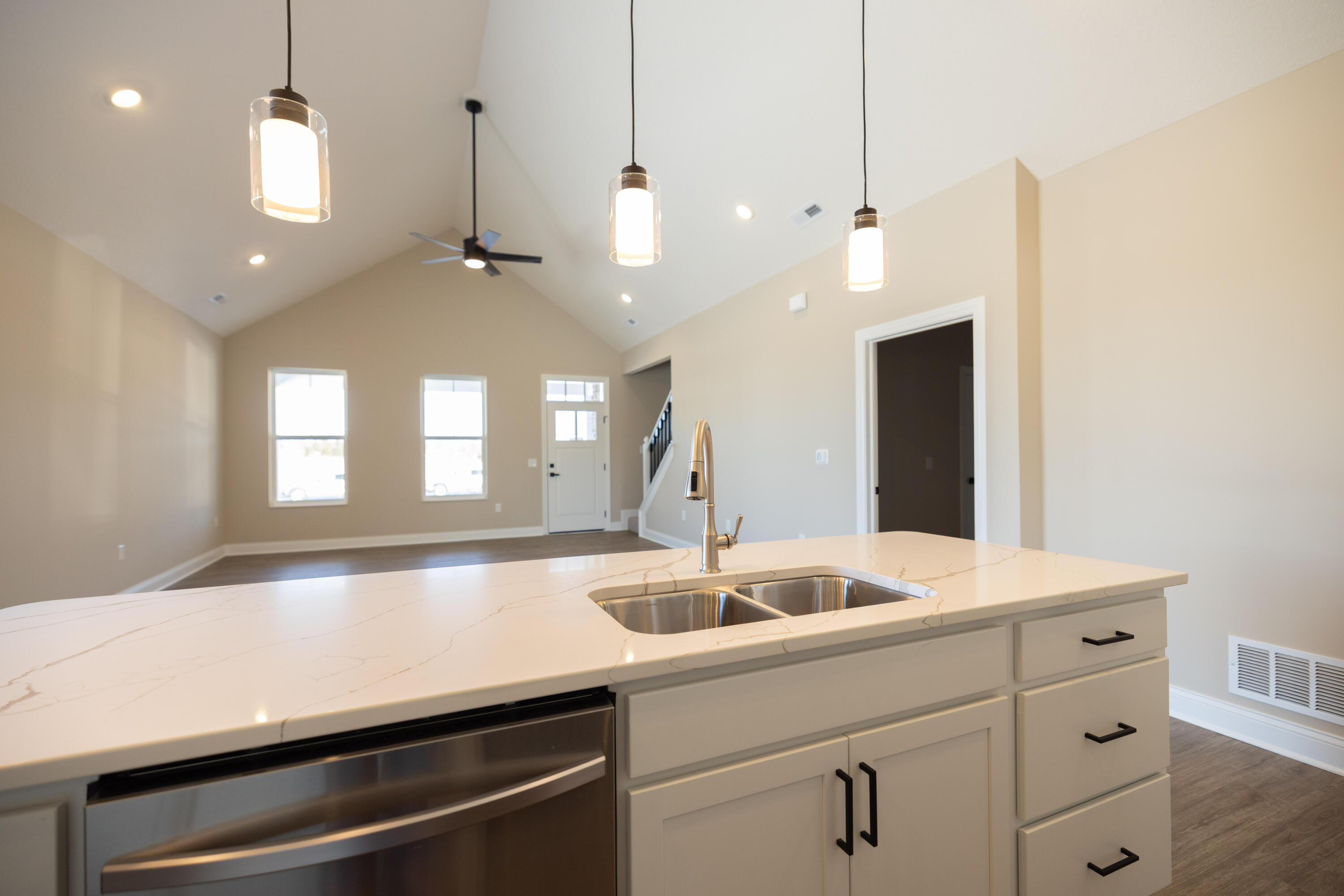 1505 Kingsgate Road Property Photo 13