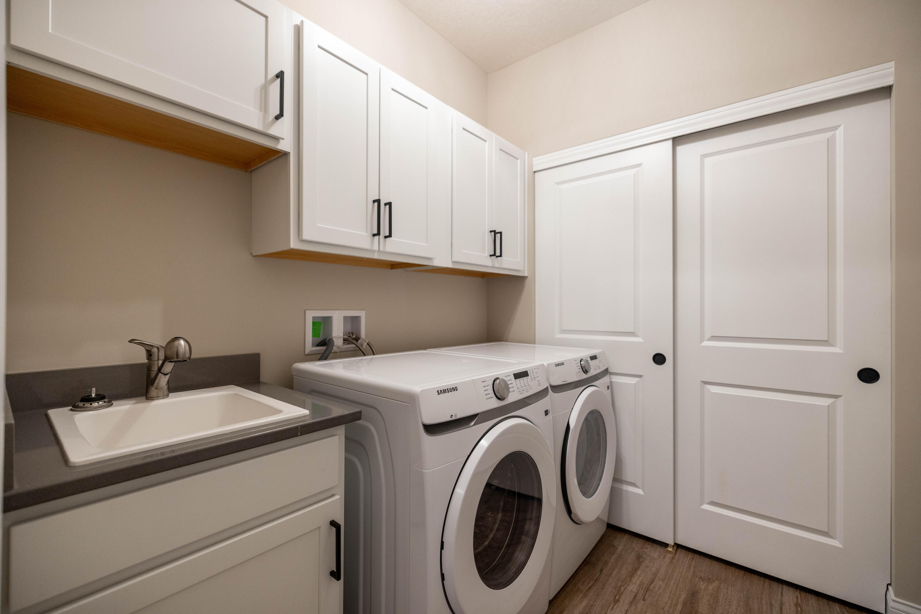 1505 Kingsgate Road Property Photo 15