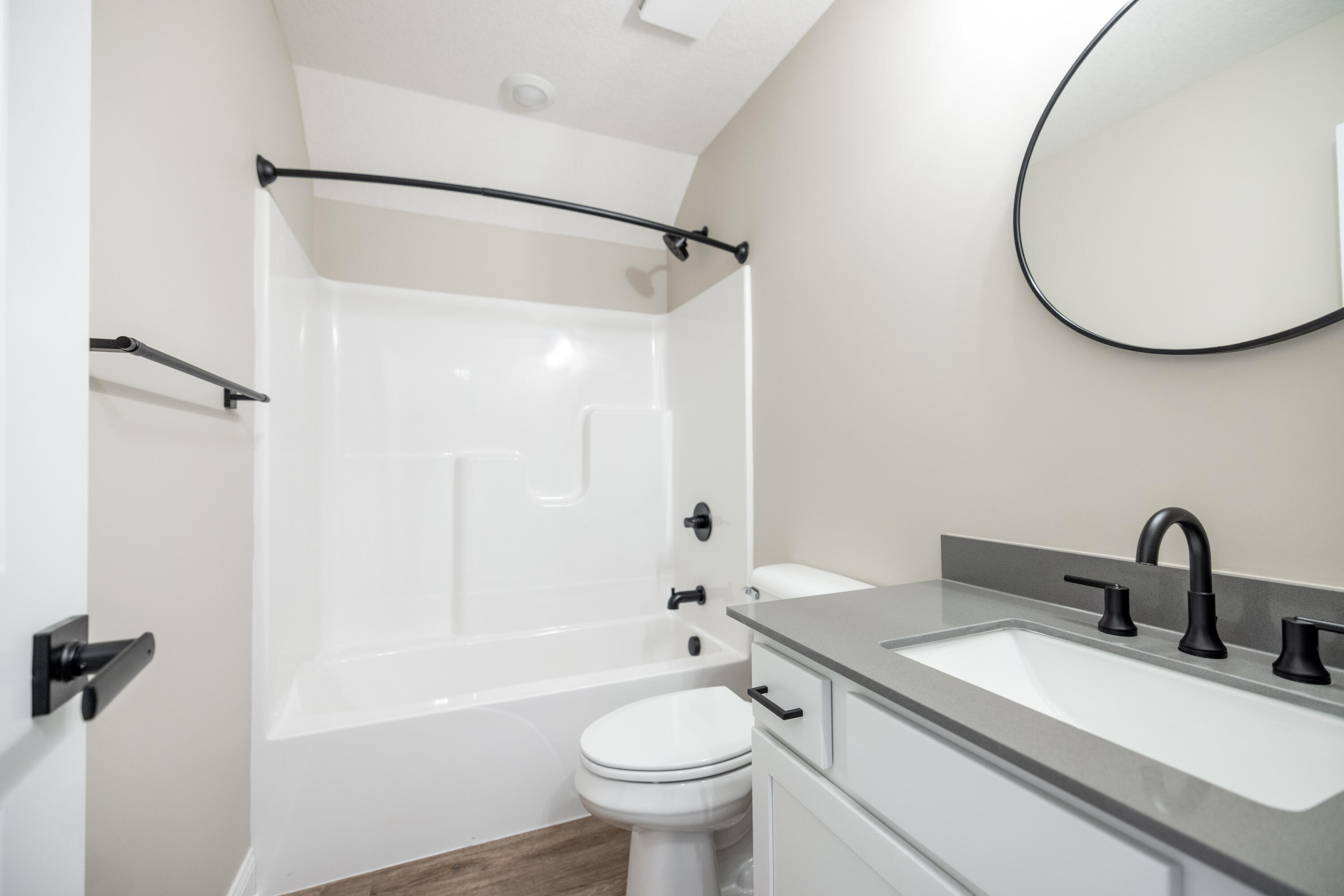1505 Kingsgate Road Property Photo 20