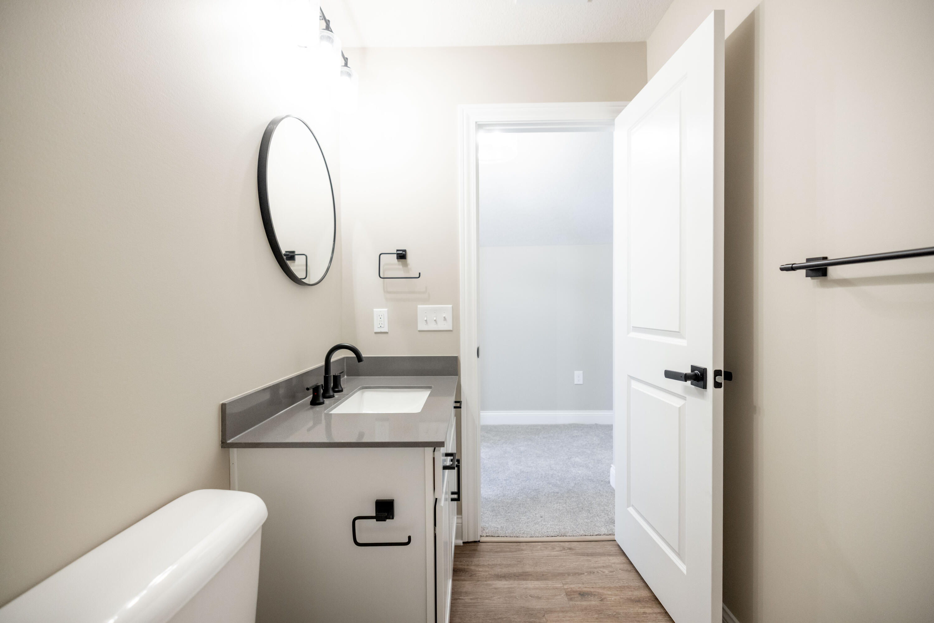 1505 Kingsgate Road Property Photo 22