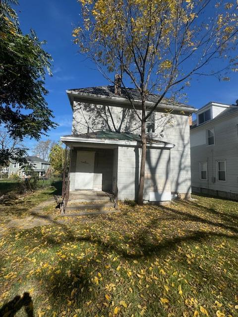 727 W High Street Property Photo 9