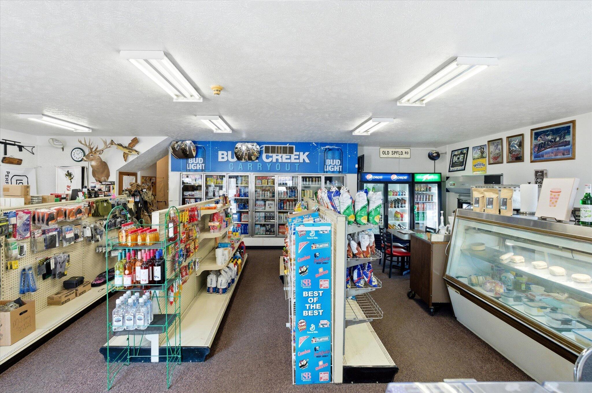 1043822 Property Photo 6