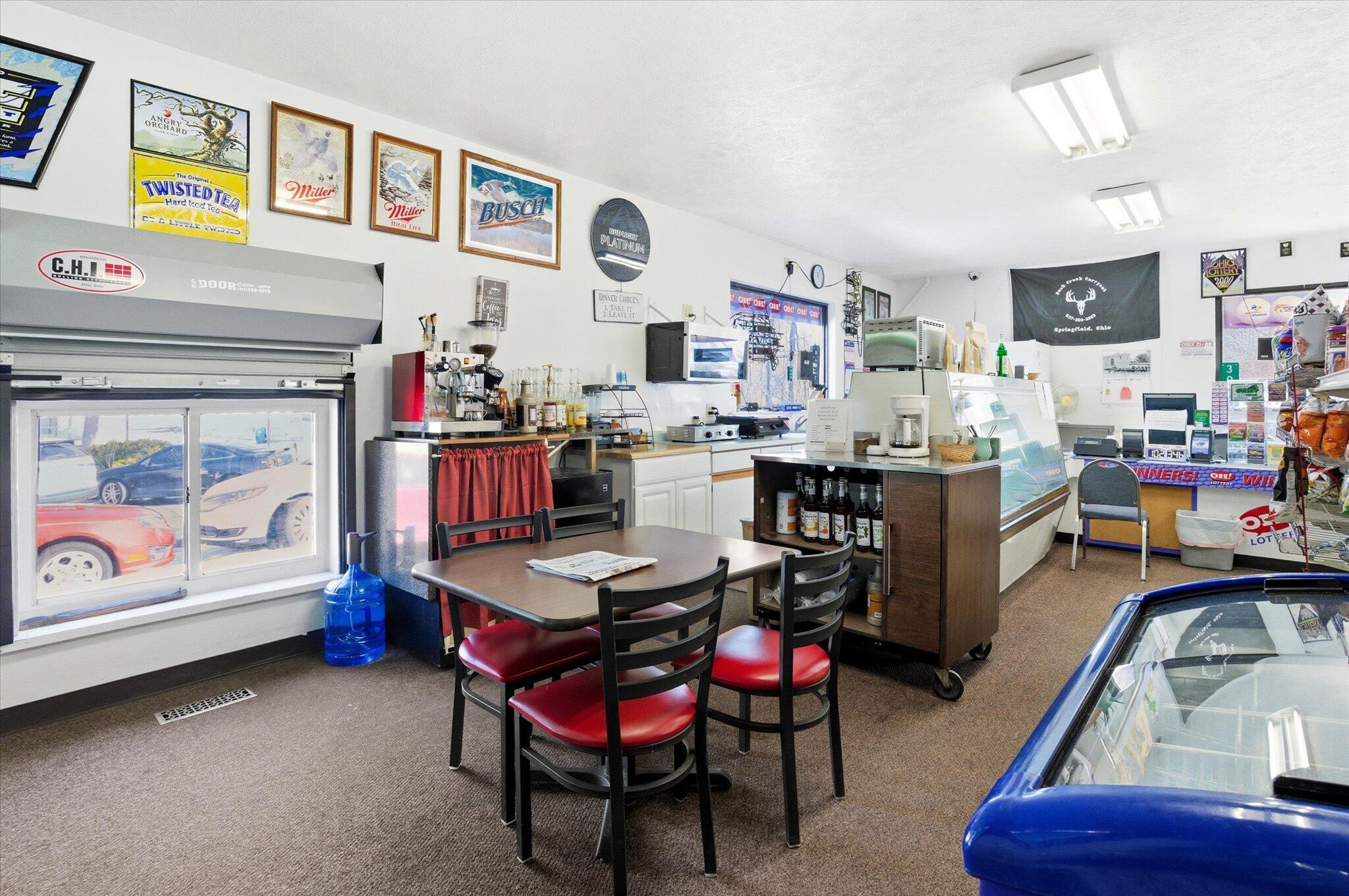 1043822 Property Photo 9