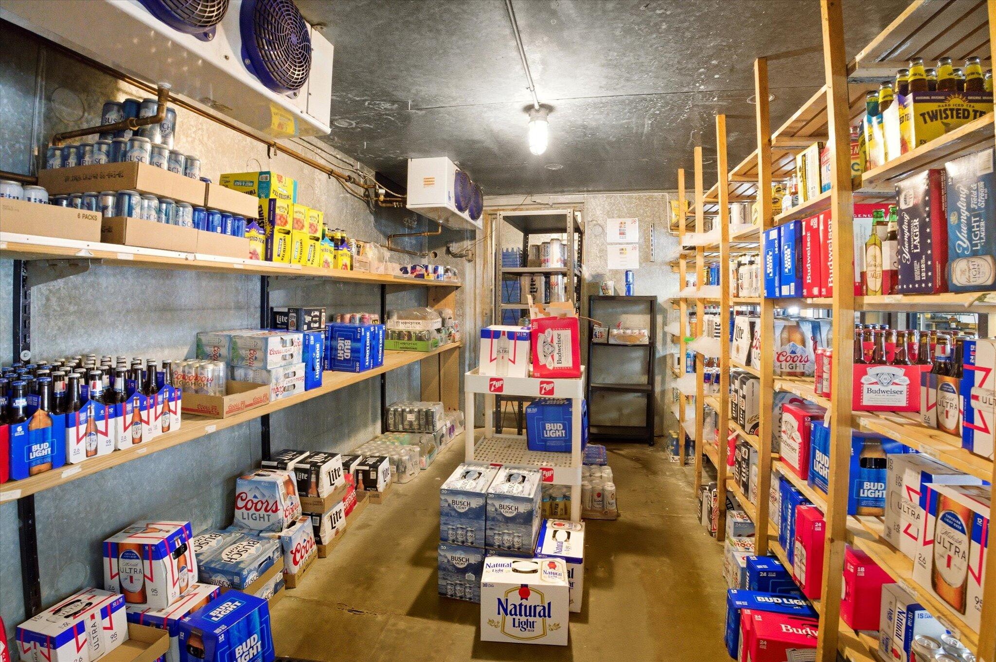 1043822 Property Photo 10
