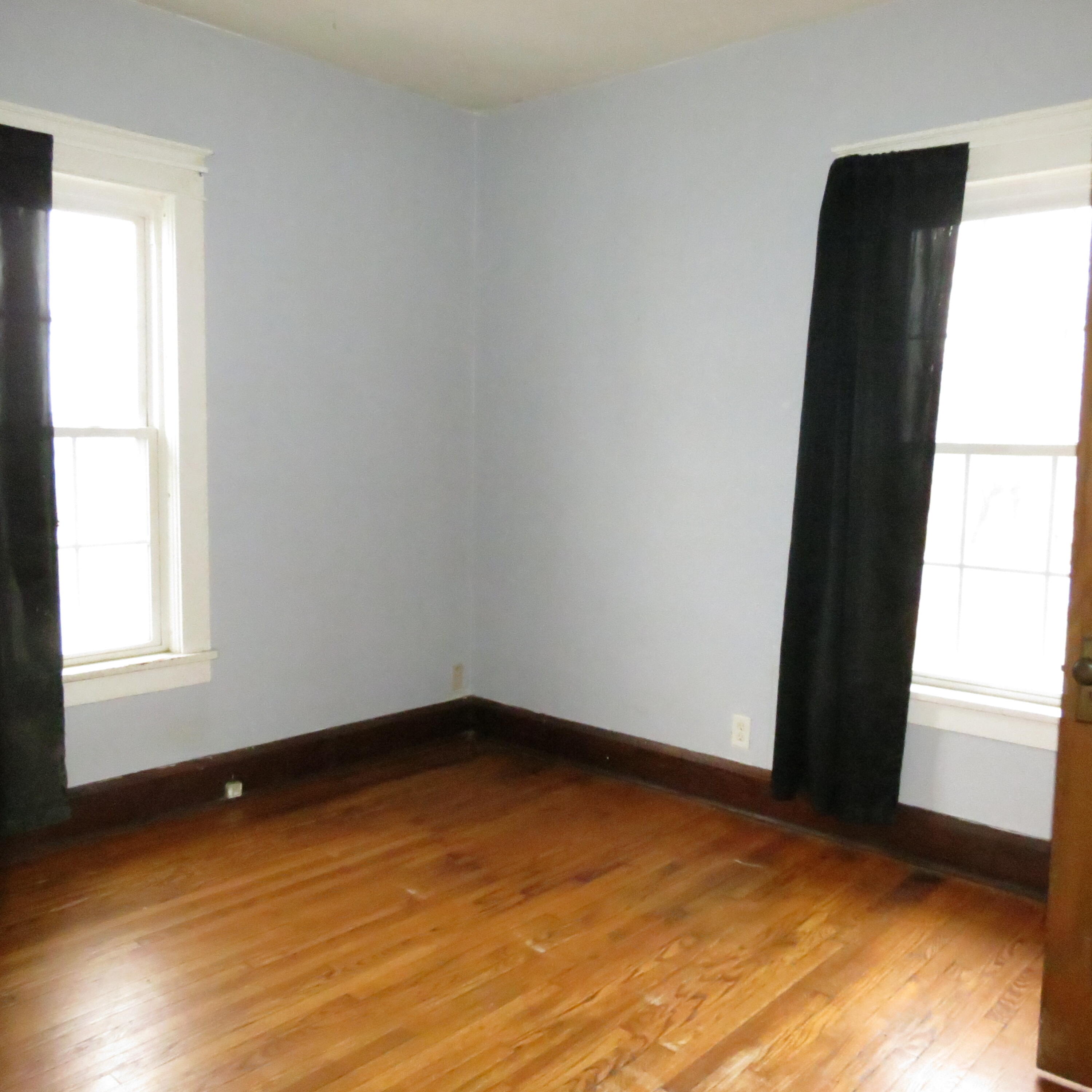 102 E Main Street Property Photo 11